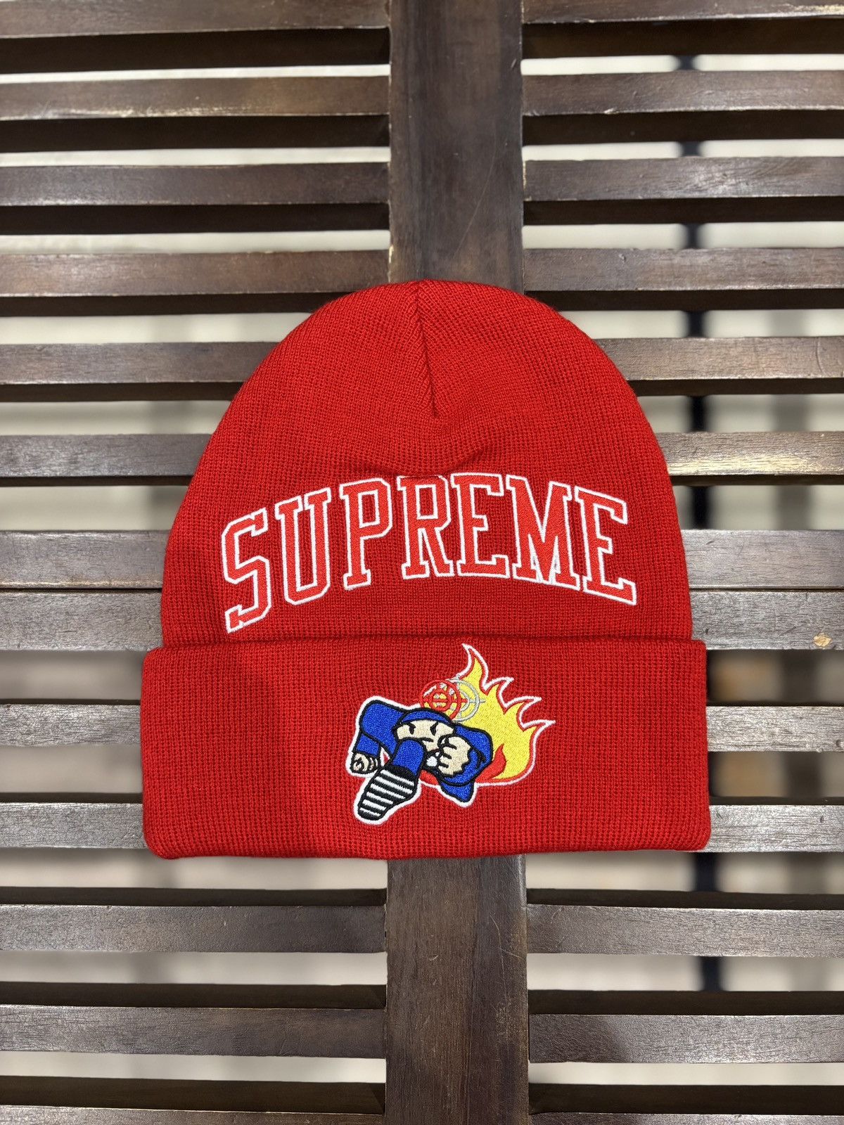 Supreme Supreme Duck Down Records Beanie Red Size ONE SIZE - 1 Thumbnail