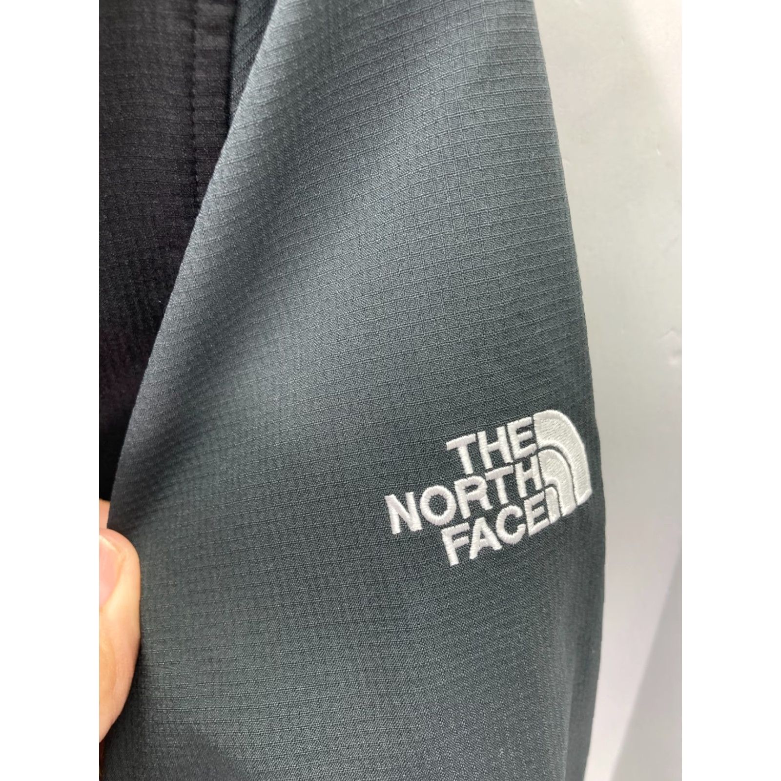 The North Face VINTAGE**?** The North Face Castle Rock Soft Shell Jacket Womens S Gray Black Full Zip Logo Size S / US 4 / IT 40 - 7 Thumbnail