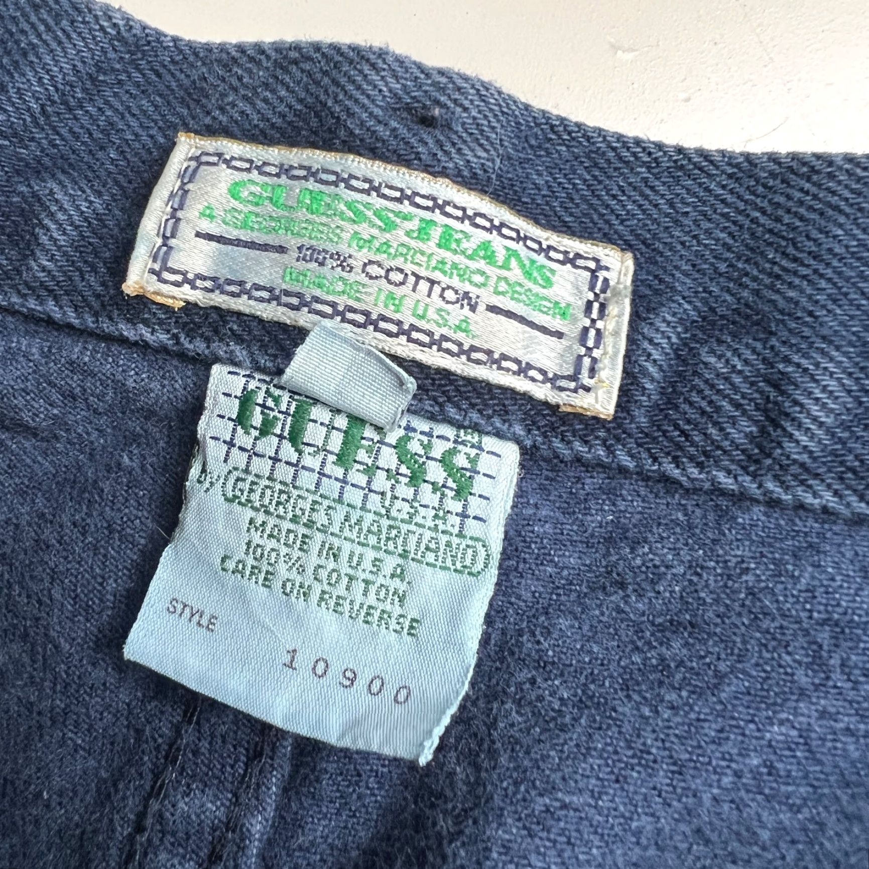Guess VINTAGE GUESS Denim Shorts Blue 33 5-Pocket 90s USA Made Bermuda Mens Classic Jersey? Size US 33 - 4 Thumbnail