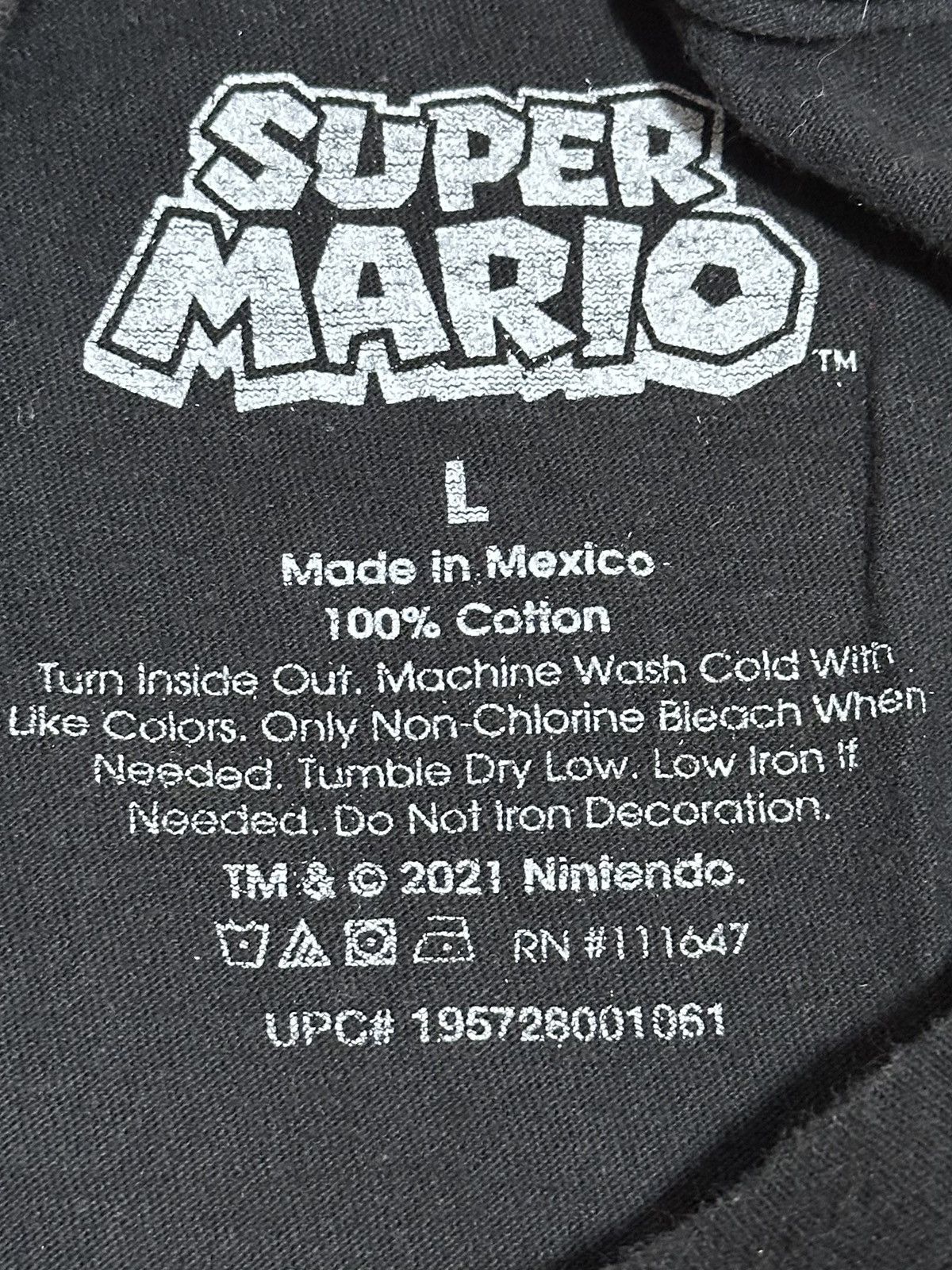 Nintendo Super Mario shirt Size US L / EU 52-54 / 3 - 5 Thumbnail