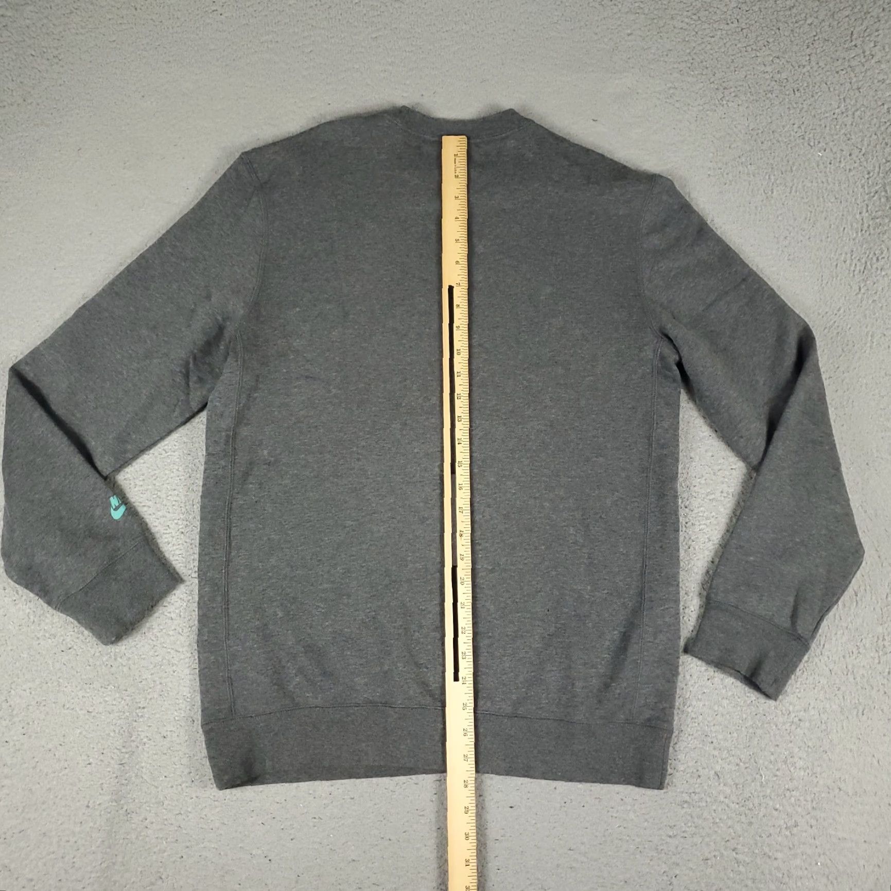 Nike Nike Sweater Mens Size Medium Gray SB Swoosh Casual Pullover Sweatshirt Size US M / EU 48-50 / 2 - 5 Thumbnail