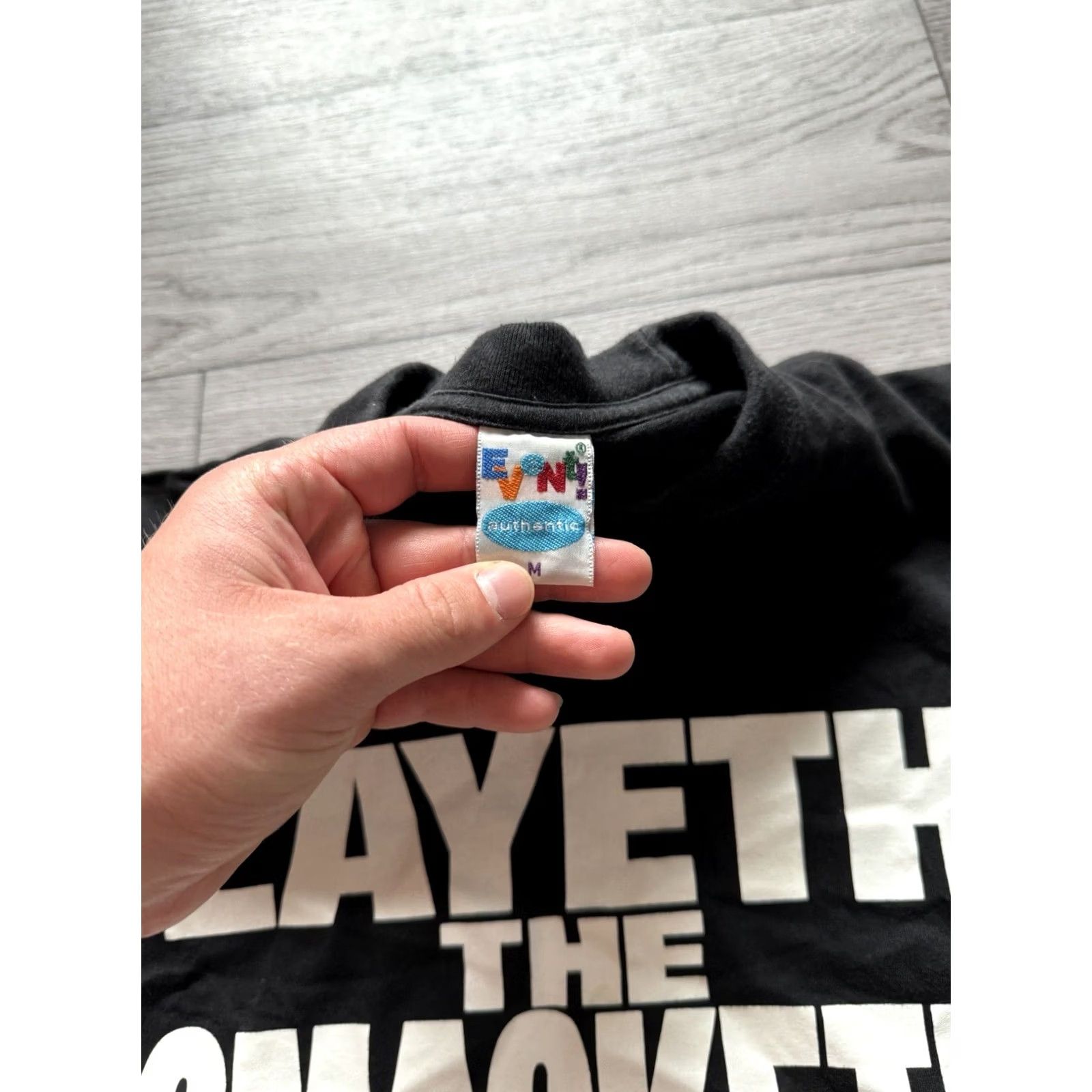 Vintage VINTAGE The Rock Black T-Shirt Mens M Layeth the Smacketh Down 1999 WWE 90s Sports Wresting Size US M / EU 48-50 / 2 - 4 Thumbnail