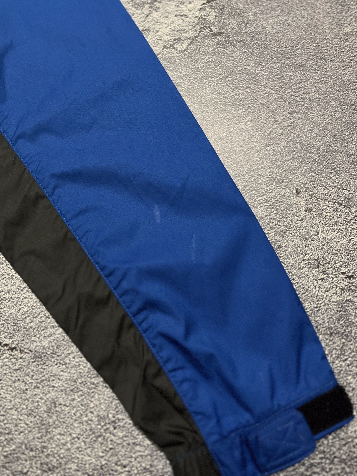 Nike × Vintage Nike Vintage Nylon Jacket Clima-fit Size US M / EU 48-50 / 2 - 10 Thumbnail