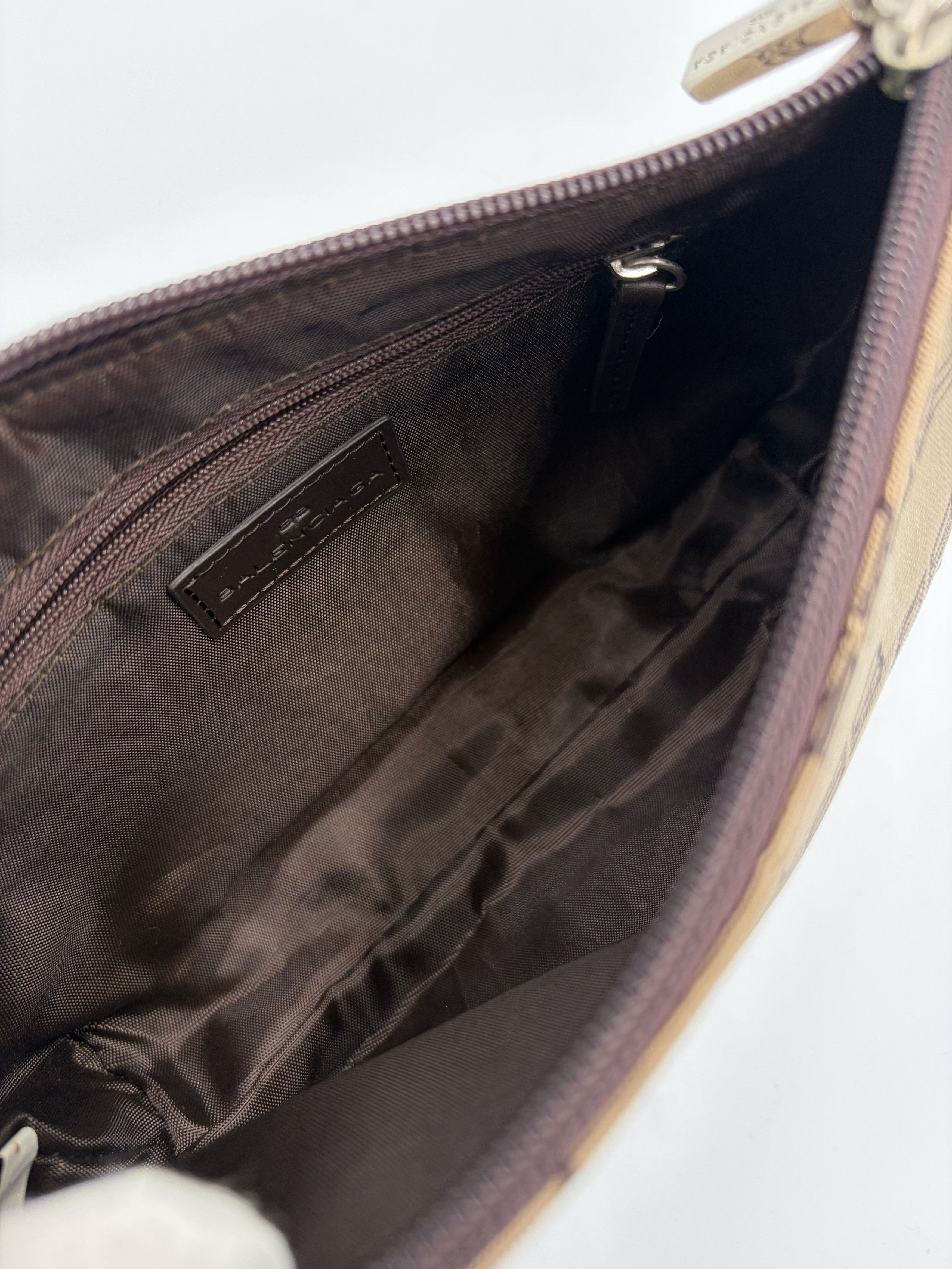Balenciaga BALENCIAGA BB Monogram Mini Shoulder Bag Size ONE SIZE - 4 Thumbnail