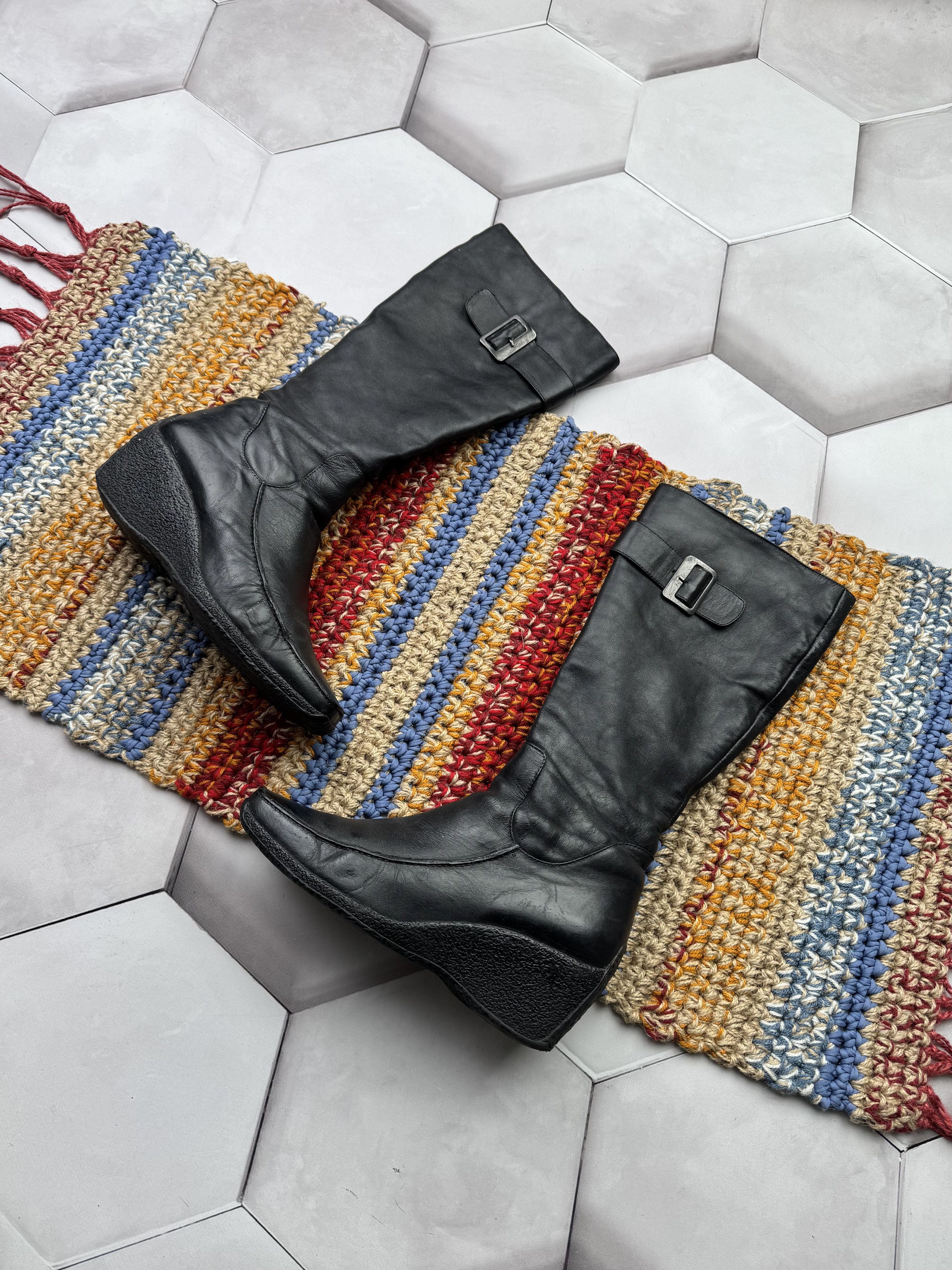 Japanese Brand Vintage Leather Futuristic Boots With Straps (E4) Size US 7 / IT 37 - 1 Thumbnail