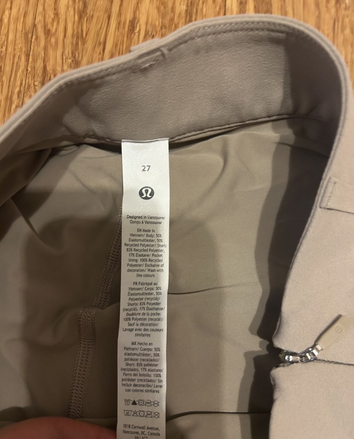 Lululemon Lululemon Drop-Waist Pleated High-Rise Golf Skirt size 27 Size 27" / US 4 / IT 40 - 6 Thumbnail