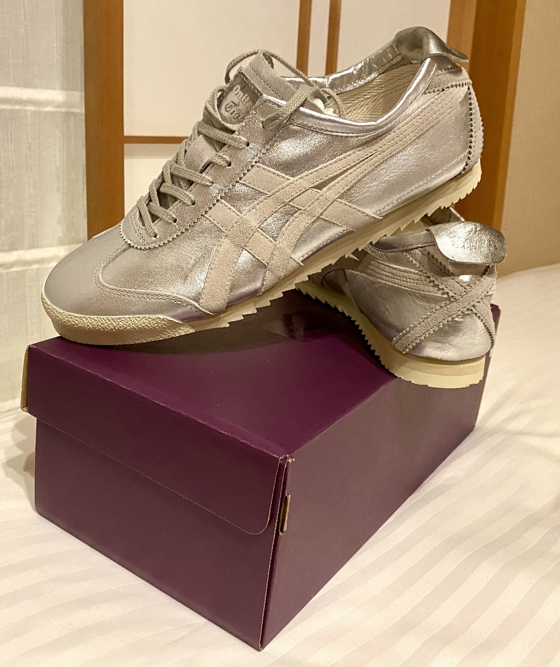 Onitsuka Tiger Onitsuka Tiger Nippon Made Mexico 66 Silver Japan Exclusive Size US 7.5 / IT 37.5 - 10 Thumbnail