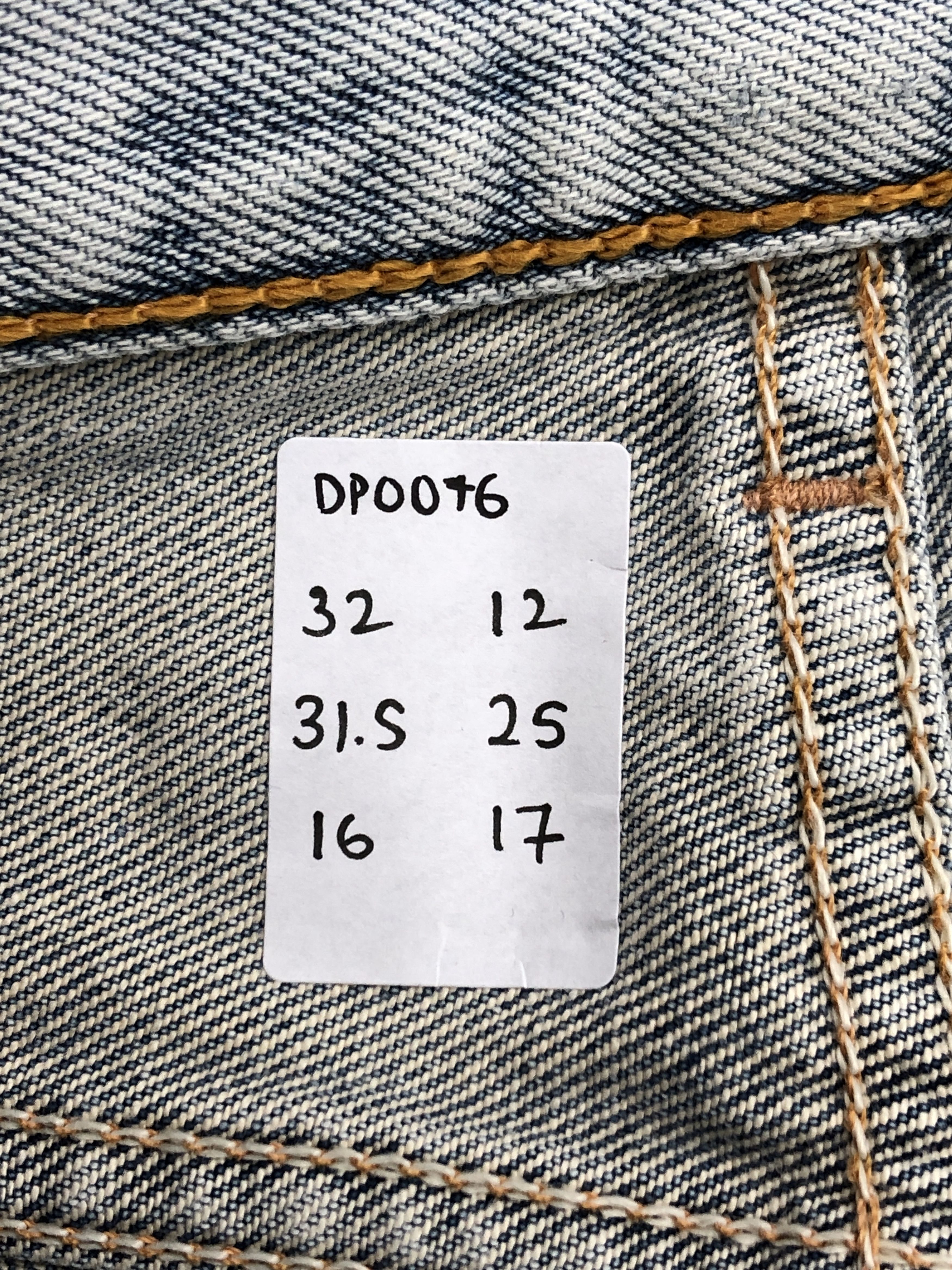 Levi's × Vintage Vintage Levis 90s 501 Light Washed Denim Jeans Size US 32 / EU 48 - 15 Thumbnail