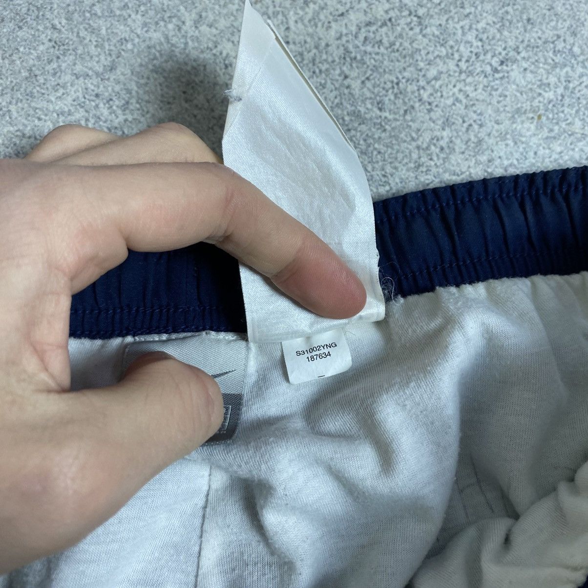 Nike Vintage Nike Track Pants Size US 30 / EU 46 - 7 Thumbnail