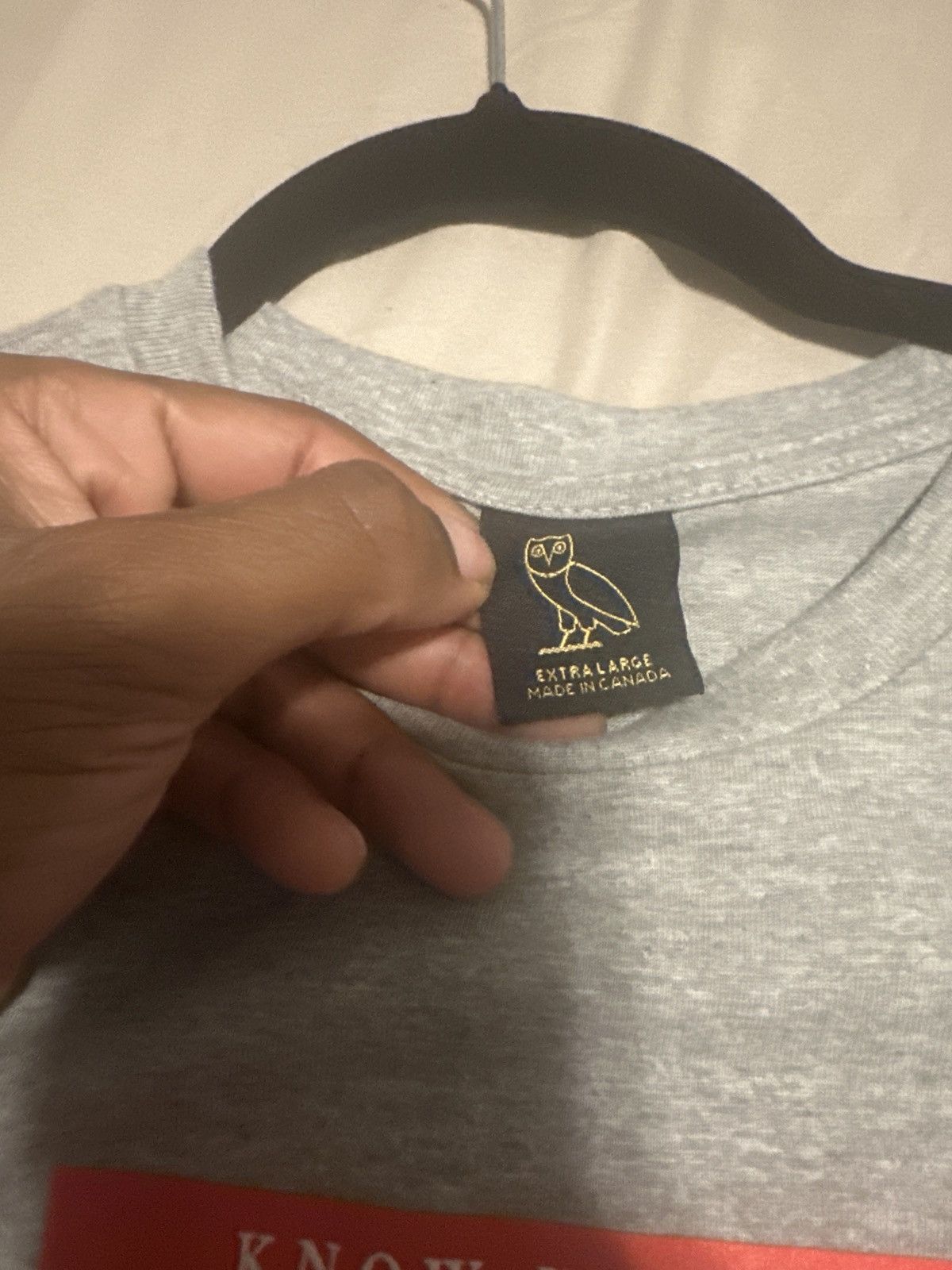 Drake × October's Very Own Drake OVO Grey/Red Flower Tee Size US XL / EU 56 / 4 - 2 Thumbnail
