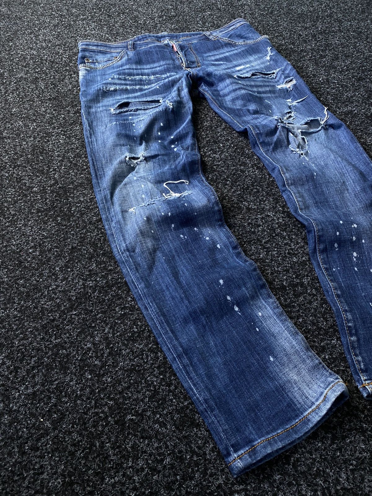 Dsquared2 Dsquared2 Distressed Denim pants Jeans Made In Italy 🇮🇹 Size US 33 - 2 Thumbnail