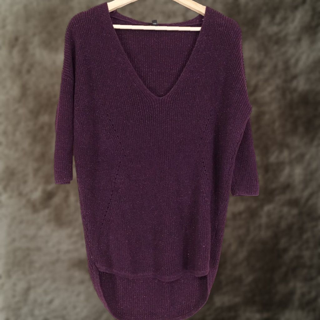 Express EXPRESS PURPLE PULLOVER V-NECK SWEATER WOMENS XS Size XS / US 0-2 / IT 36-38 - 1 Thumbnail