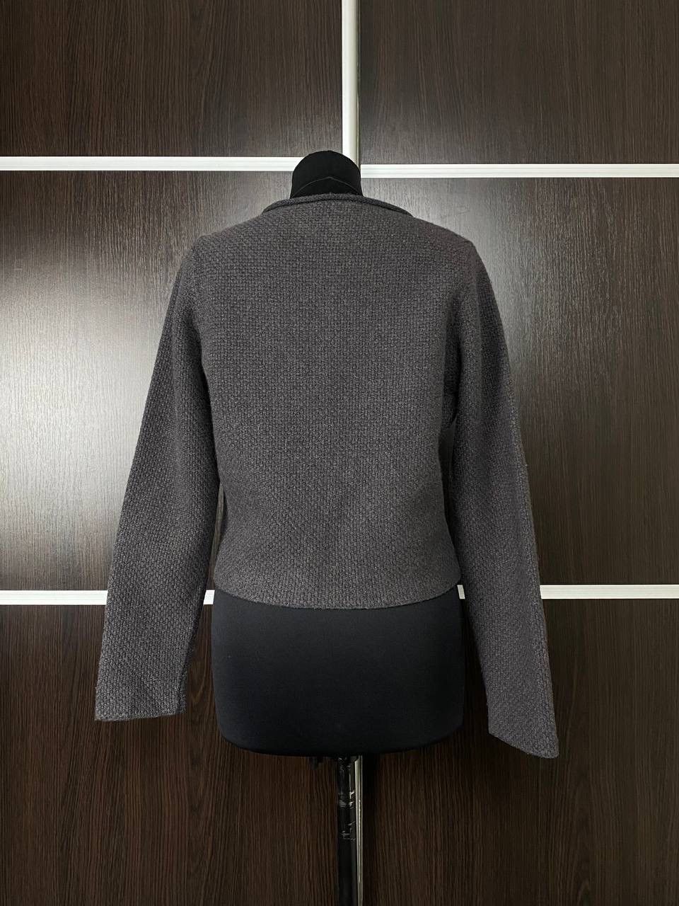 Fabiana Filippi Fabiana Filippi shortened cardigan size L with a button Size L / US 10 / IT 46 - 7 Thumbnail