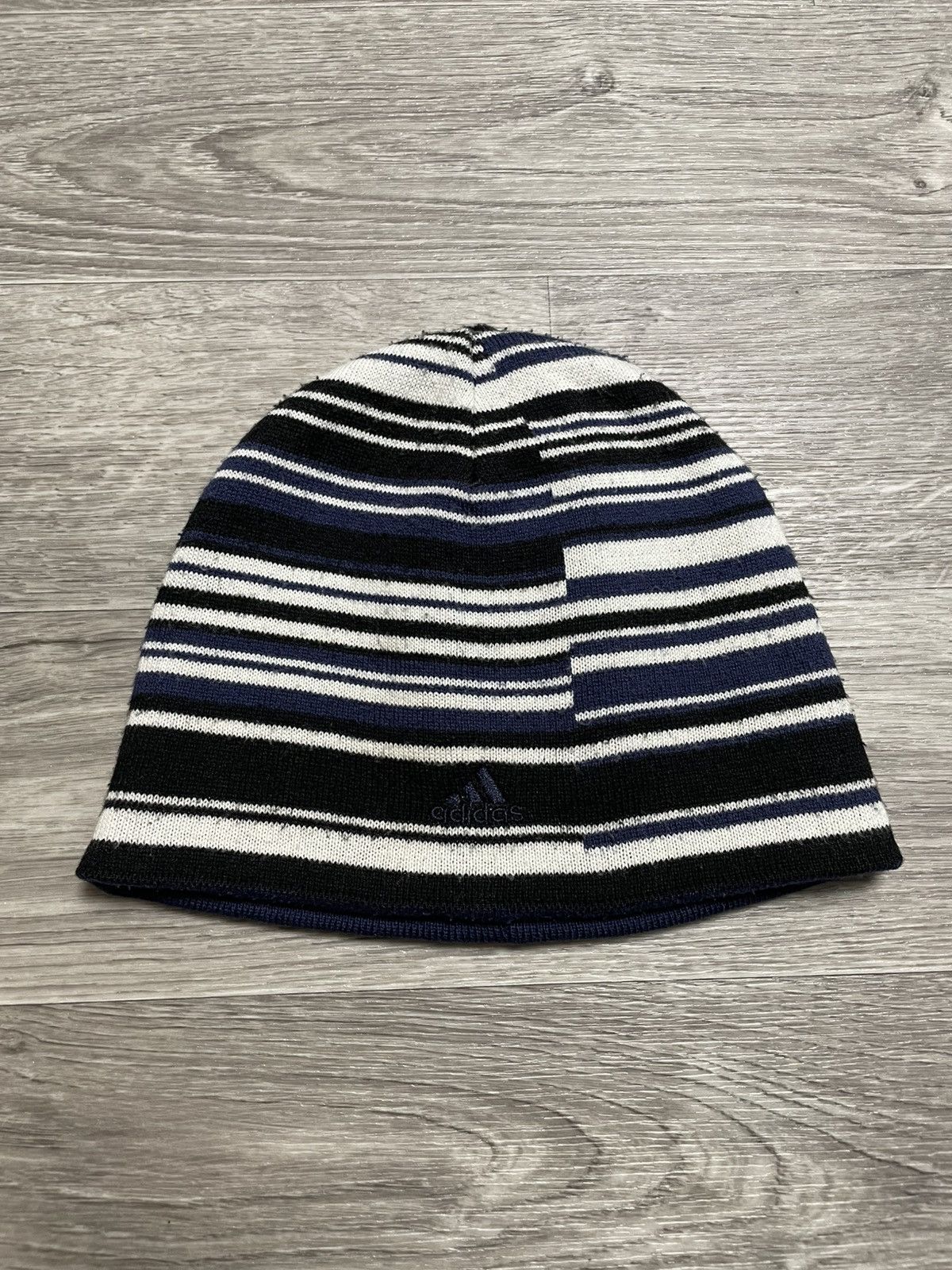 Adidas Vintage Adidas 2 in 1 Reversible 2 Sides Beanie Hat Y2K 90s Size ONE SIZE - 2 Thumbnail