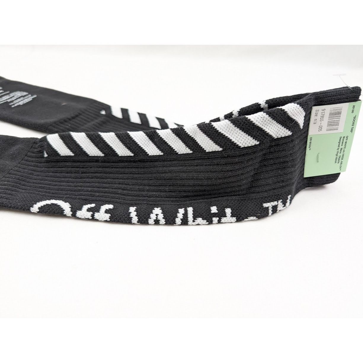 Off-White o1rshd1 Q:2 / Size: OS / Diag Socks in Black Size ONE SIZE - 8 Thumbnail