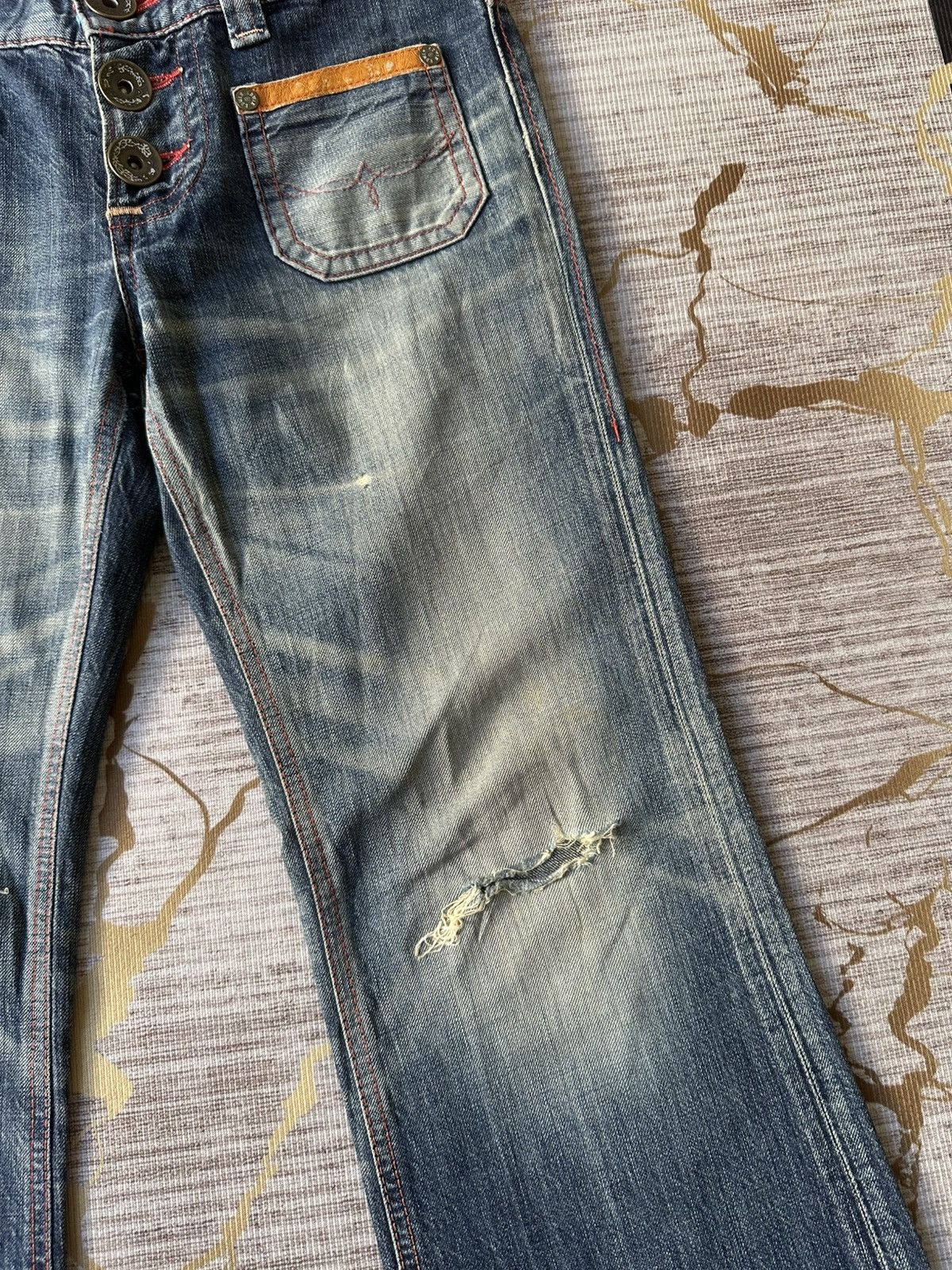 Edwin FLARE Edwin Blue Trip Fatigue Design Distressed Denim Size US 29 - 10 Thumbnail