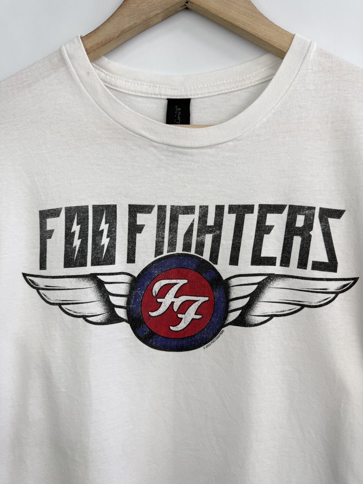 Band Tees 🇺🇸 Vintage Y2K Foo Fighters Band T-shirt Rare Retro Hype Size US S / EU 44-46 / 1 - 4 Thumbnail