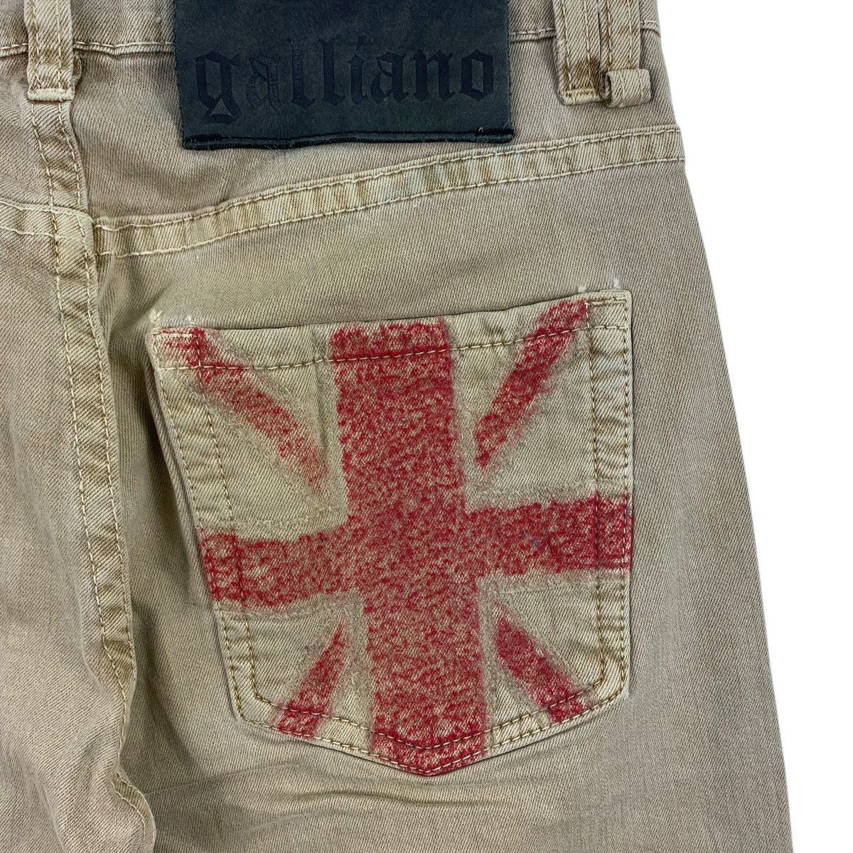 Designer × John Galliano JOHN GALLIANO newspaper printed goes jogging designer jeans Size US 31 - 18 Thumbnail