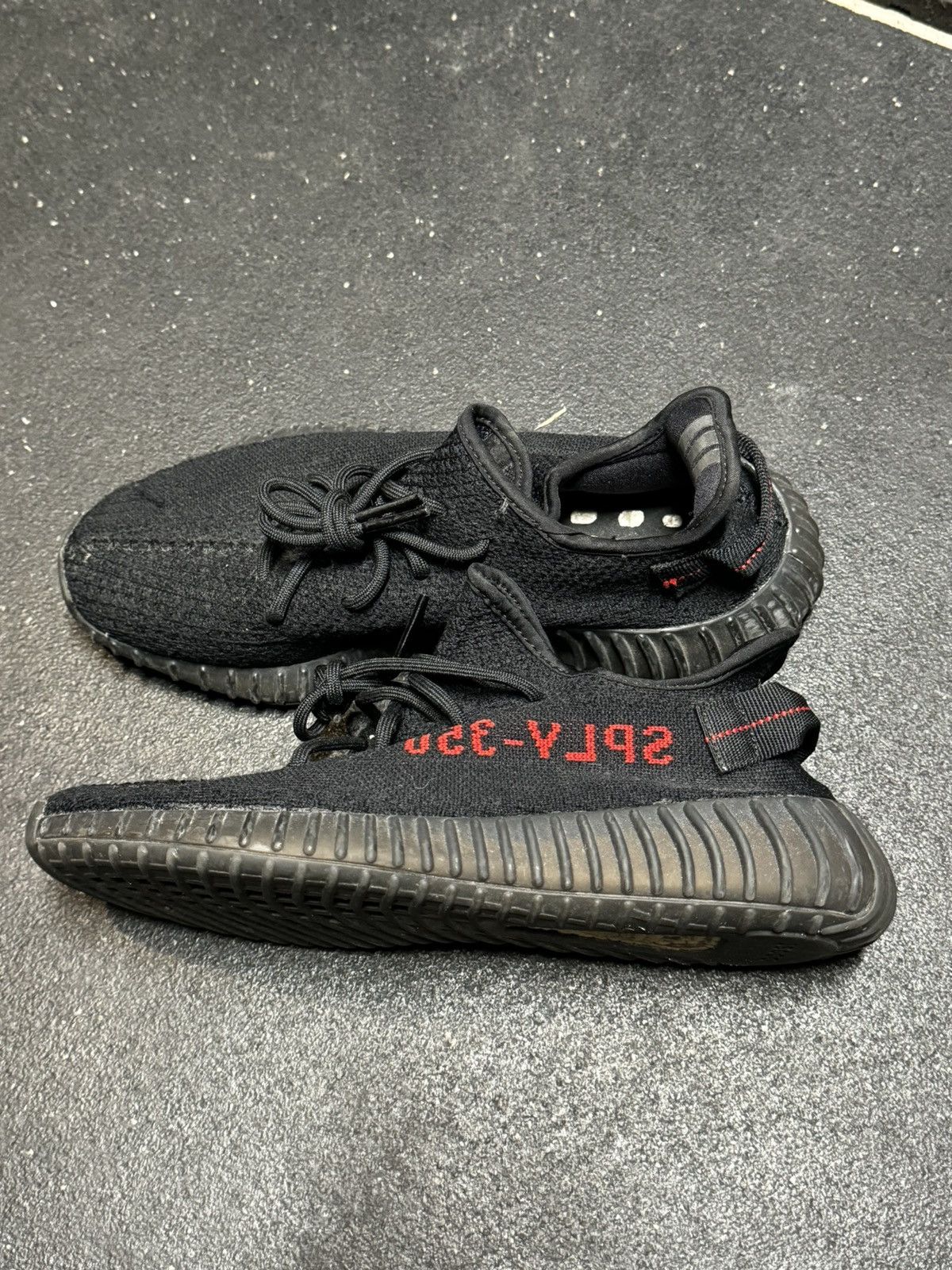 Yeezy Yeezy 350 V2 Core Red Size US 8.5 / EU 41-42 - 1 Thumbnail