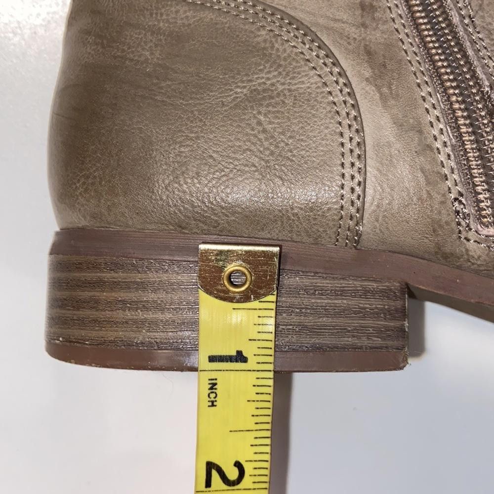 Guess Guess l Y2K Taupe Faux Leather Combat Boots Size 8 Size US 8 / IT 38 - 7 Thumbnail