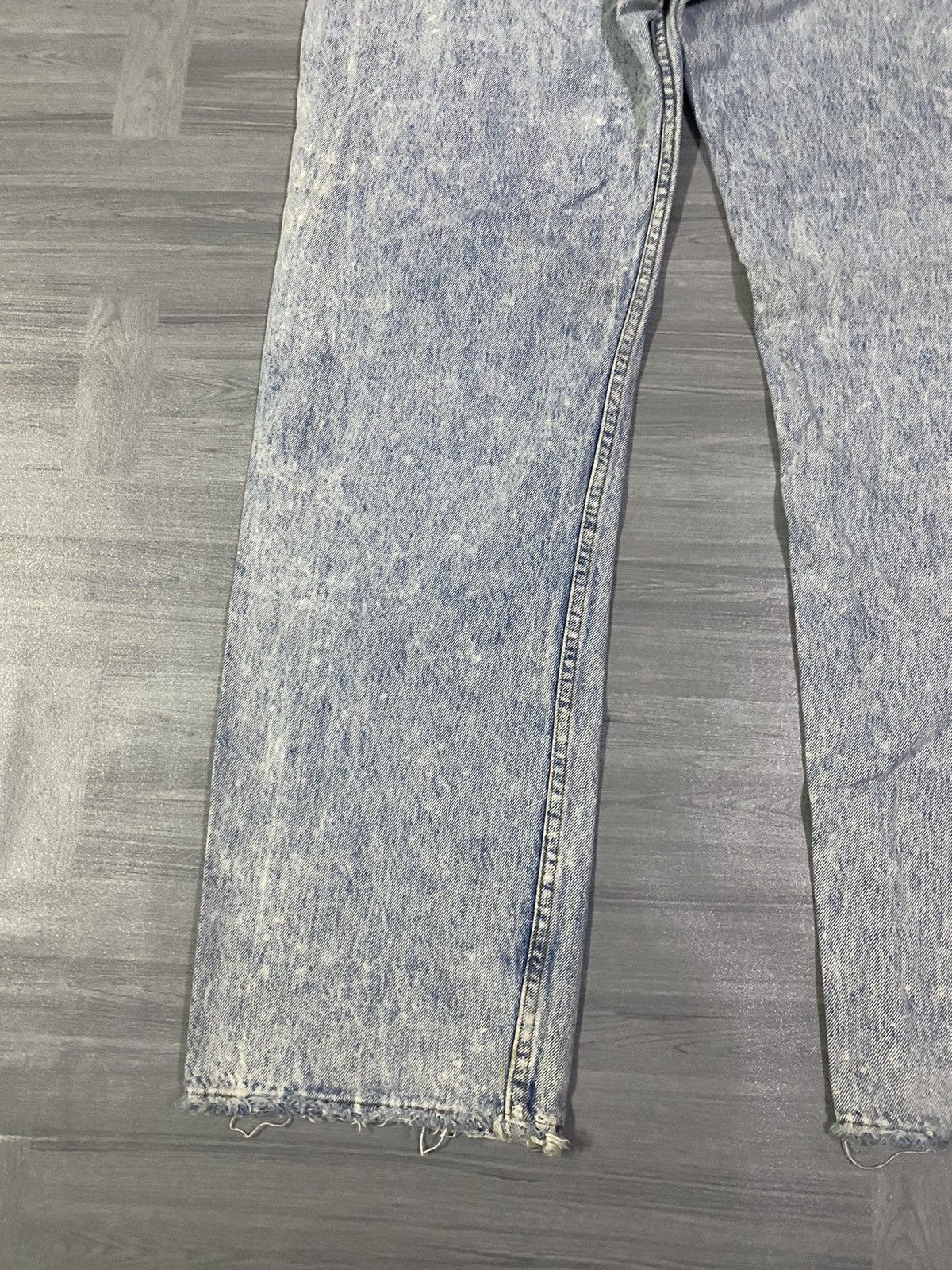 Levi's Vintage USA Levis 501 Distressed Light Wash Jeans Size US 40 / EU 56 - 22 Thumbnail