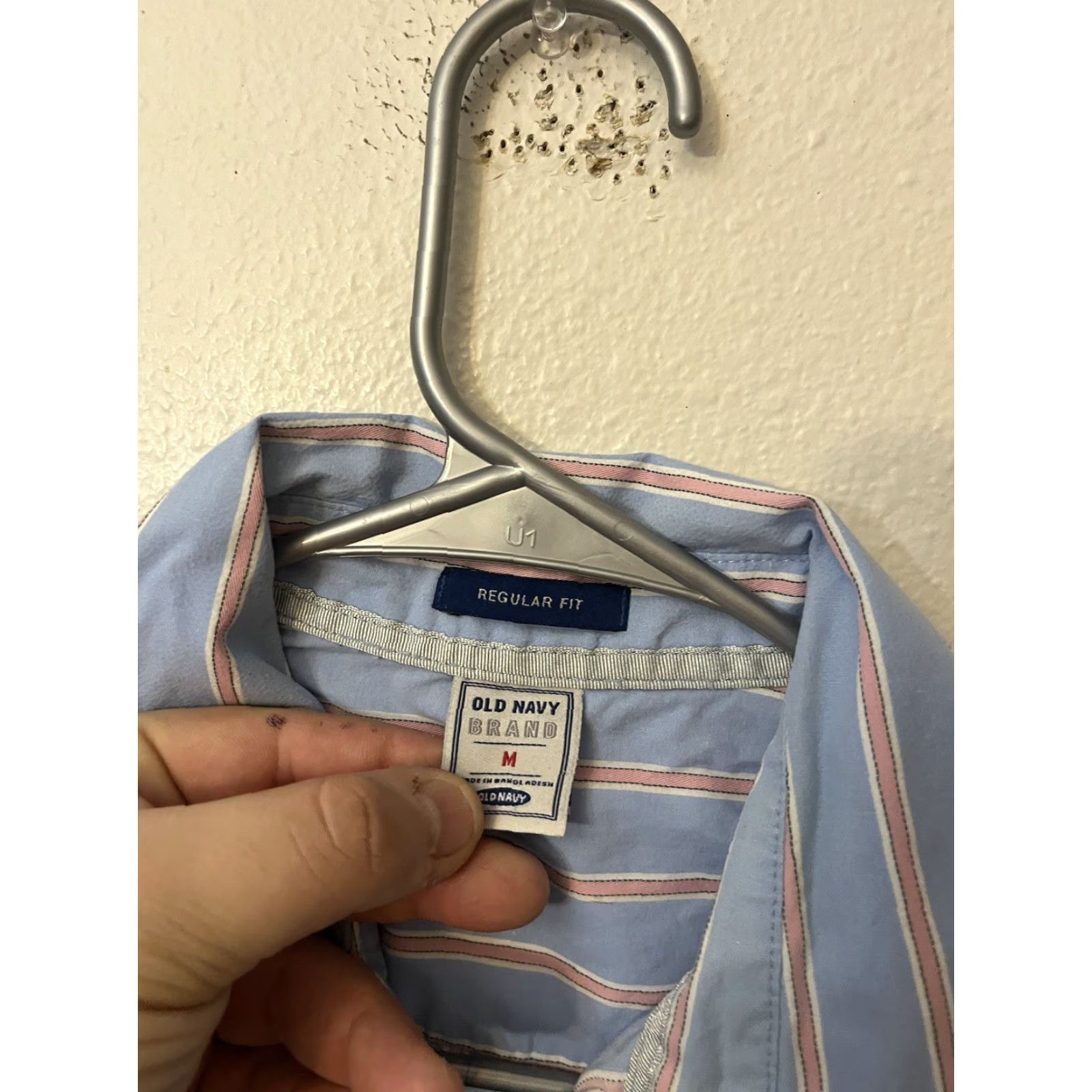 Old Navy Old Navy Shirt Button-Down Striped Blue Long Sleeve Mens Medium Regular Fit Cotton Knit Gold Standards: More Keywords? Size US M / EU 48-50 / 2 - 2 Thumbnail