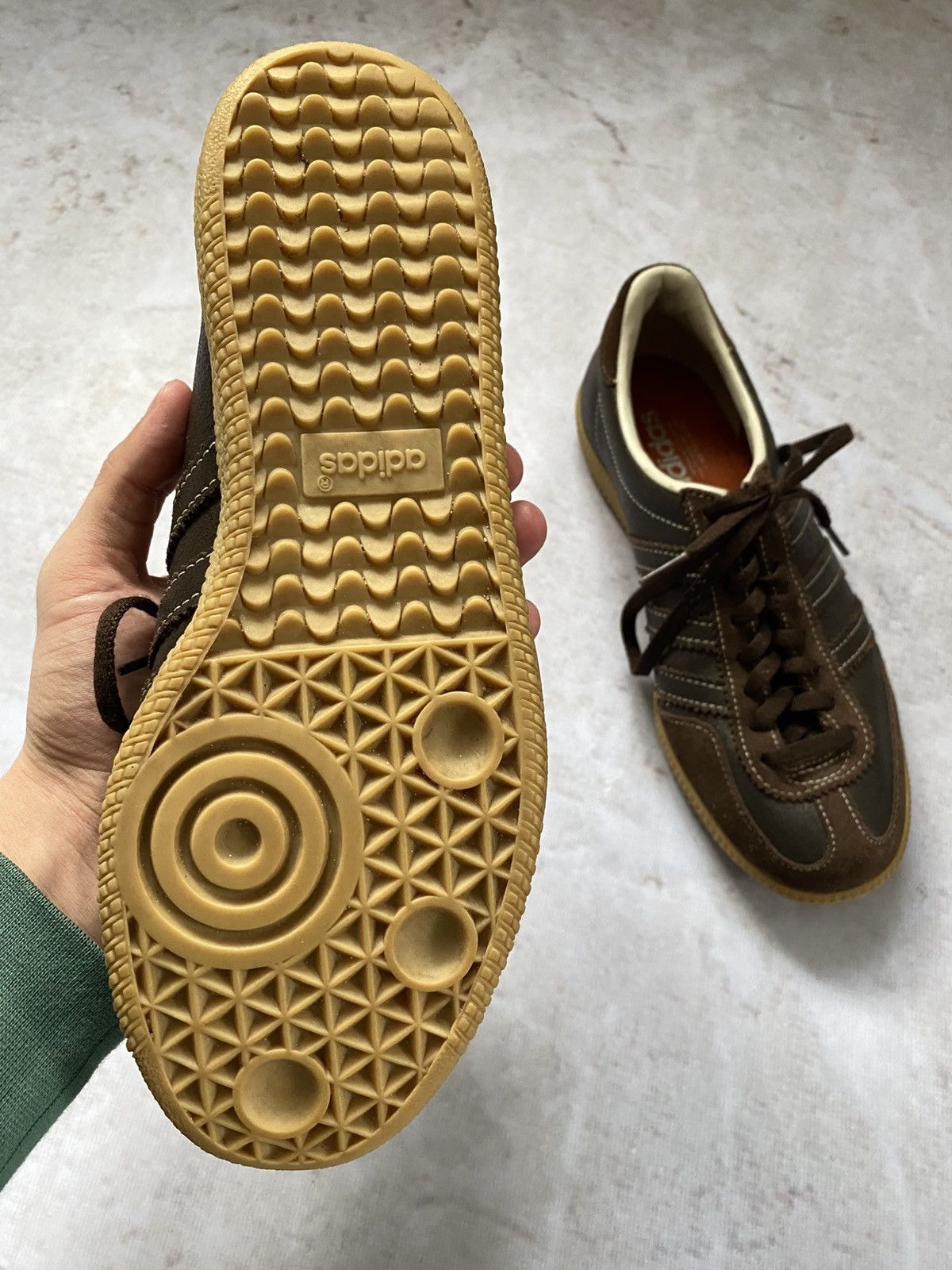 Adidas × Vintage Rare Adidas Universal 2007 Samba Brown Shoes Size US 7 Size US 7 / EU 40 - 4 Thumbnail