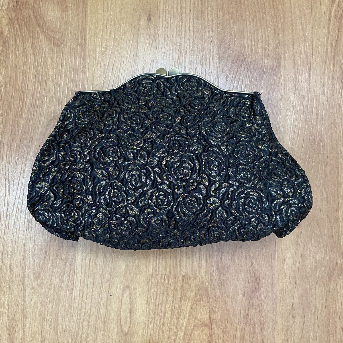 Other NWOT Evening Floral Clutch Purse Size ONE SIZE - 1 Thumbnail