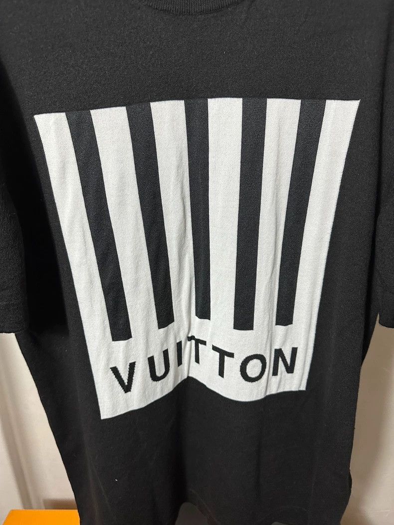 Louis Vuitton Louis Vuitton Bar Code Short Sleeve T-Shirt 2503-Nextarrow Size US XL / EU 56 / 4 - 2 Thumbnail