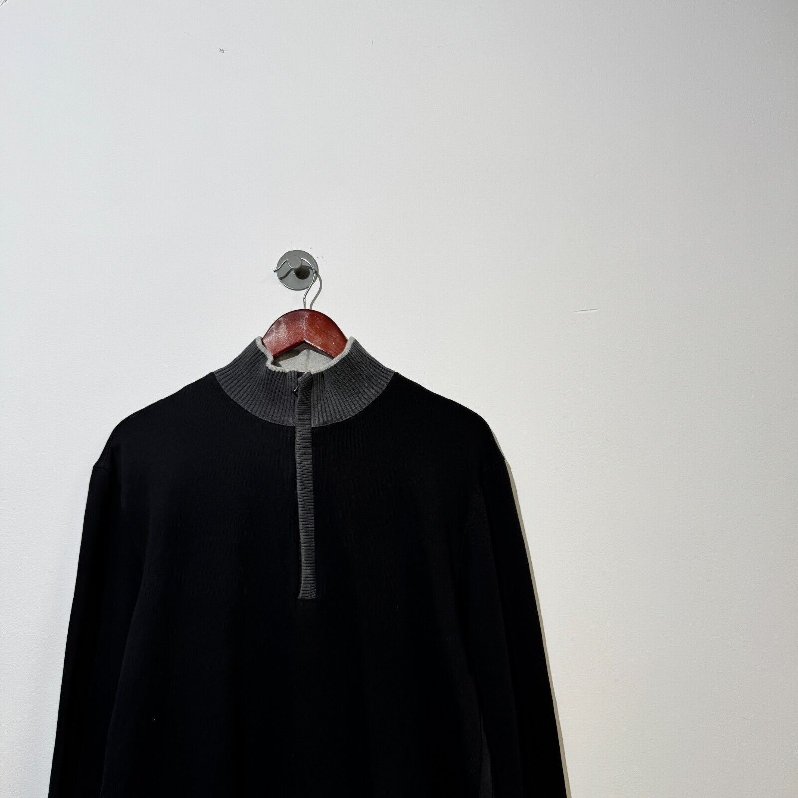 Hugo Boss × Vintage Vintage Hugo Boss Unisex Black Halfzip Sweatshirt Size L Size US L / EU 52-54 / 3 - 2 Thumbnail