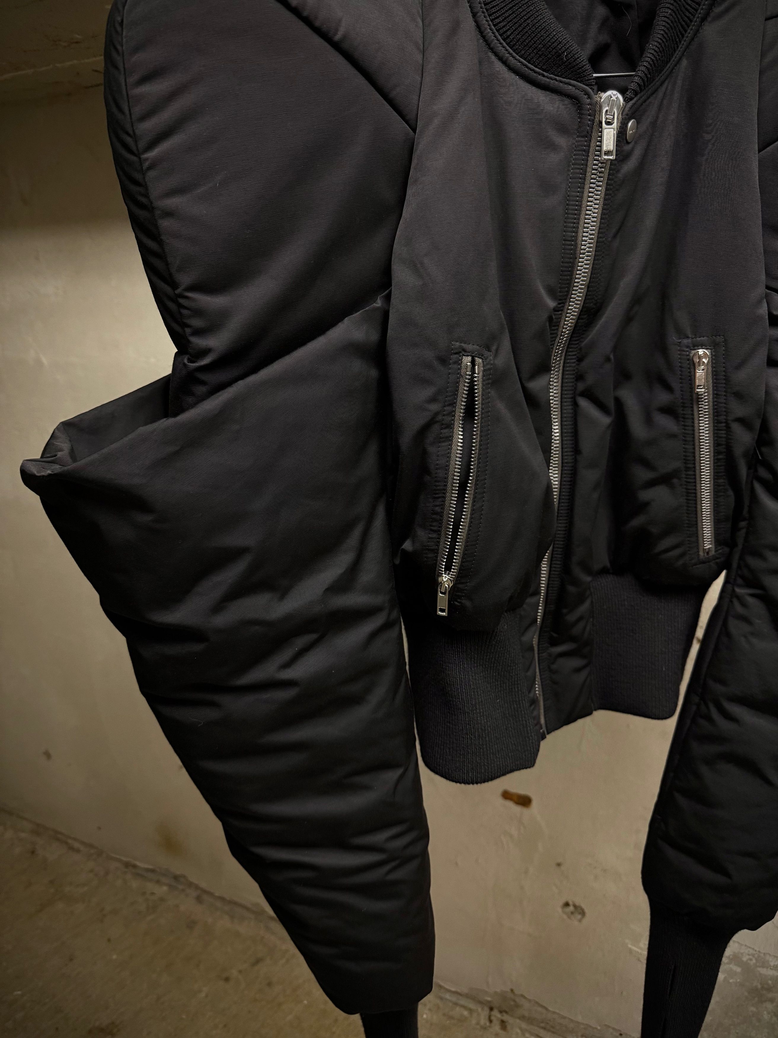 Rick Owens Rick Owens AW22 "STROBE" Alice Kunst Down Bomber Jacket Size US XXS / EU 40 - 3 Thumbnail