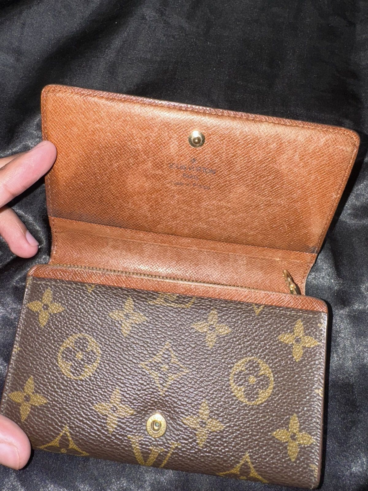 Louis Vuitton Louis Vuitton Bifold Wallet Monogram With Zippered Coin Size ONE SIZE - 2 Thumbnail