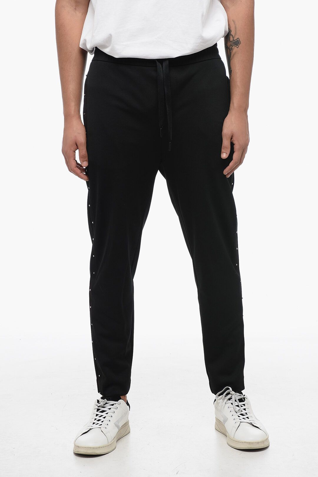 Moncler o1y0225 Jogger & Sweatpant in Black Size US 36 / EU 52 - 1 Thumbnail
