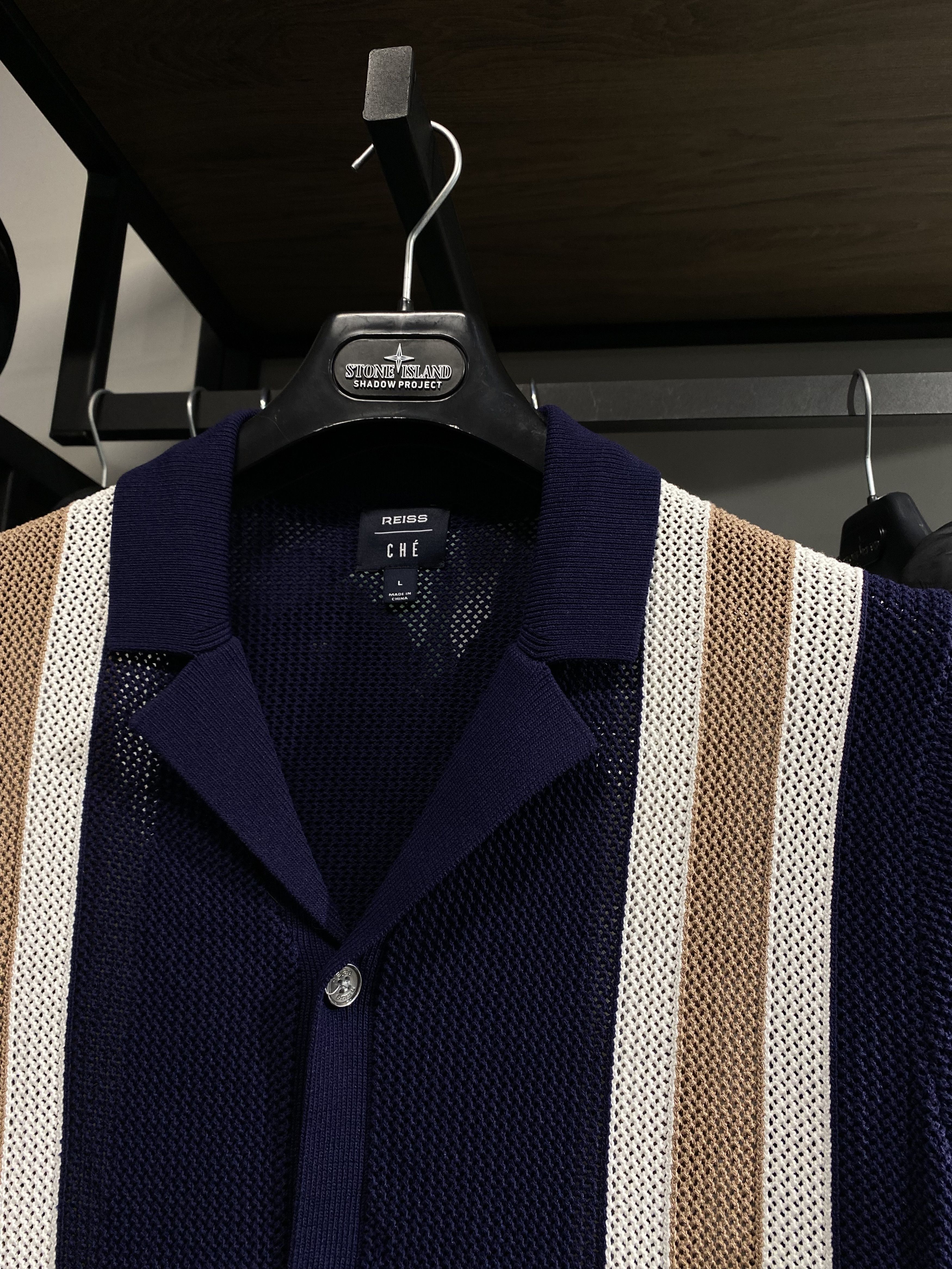 REISS CHÉ KNITTED CONTRAST STRIPE CUBAN COLLAR SHIRT