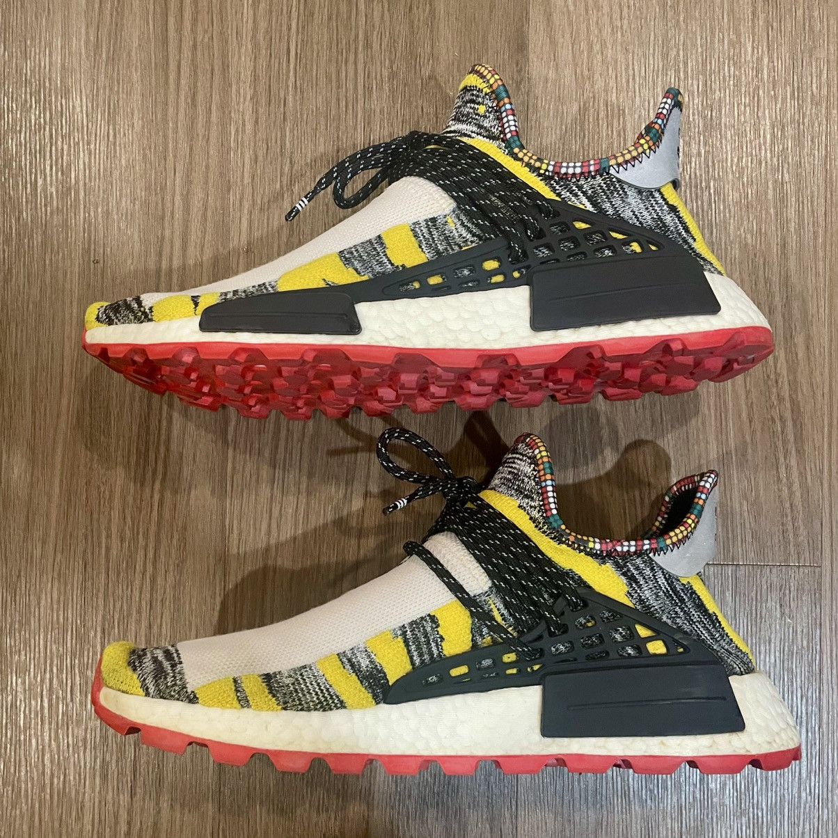 Adidas × Pharrell adidas NMD Hu Pharrell Solar Pack Red Size US 10 / EU 43 - 6 Thumbnail