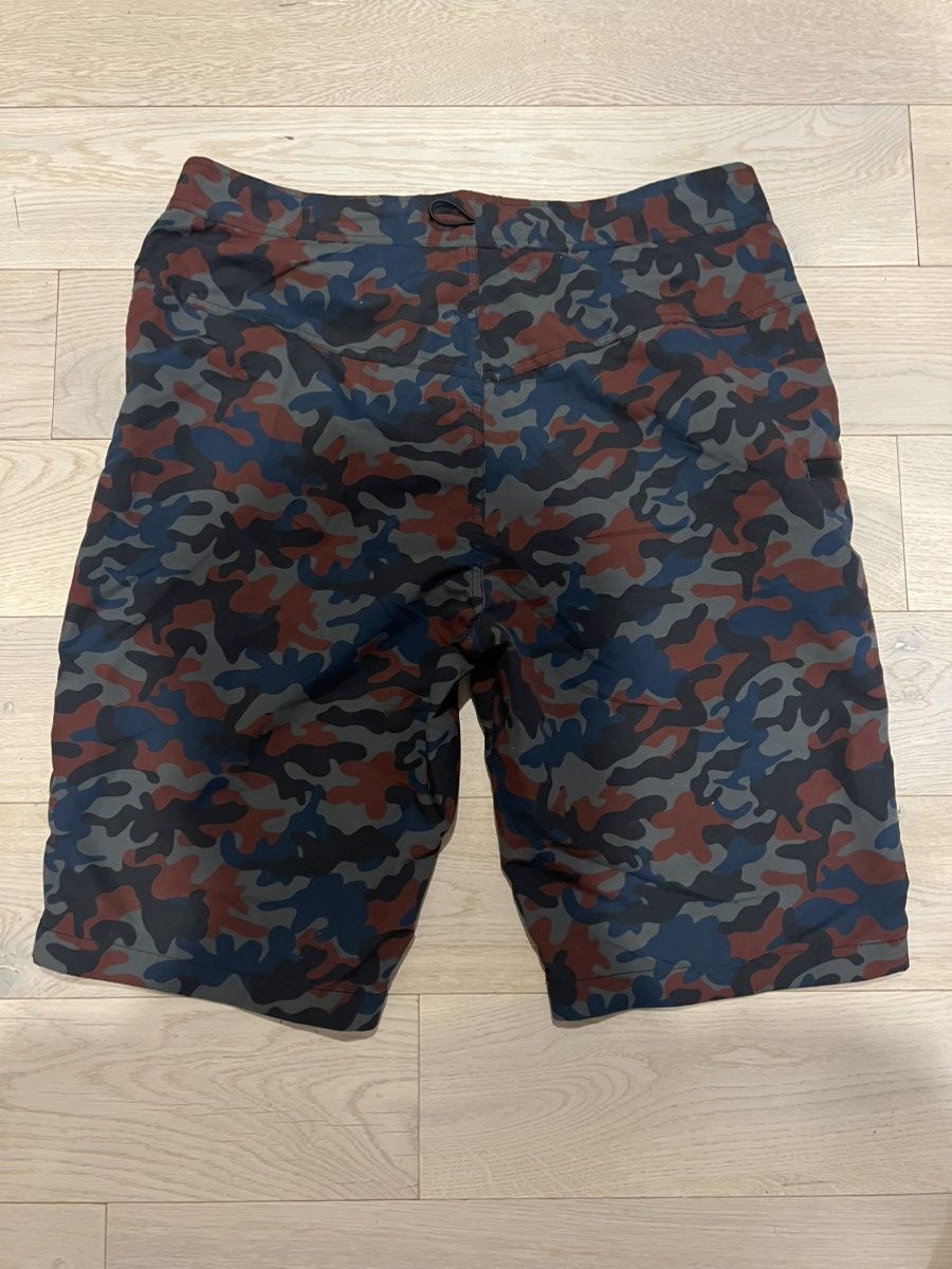 Asos ASOS Camo Swim Shorts Men’s Size M – Never Worn Size US 38 / EU 54 - 2 Thumbnail
