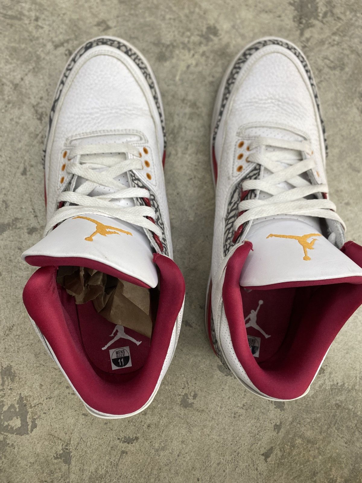 Jordan Brand Jordan 3 Cardinal Size US 11 / EU 44 - 2 Thumbnail
