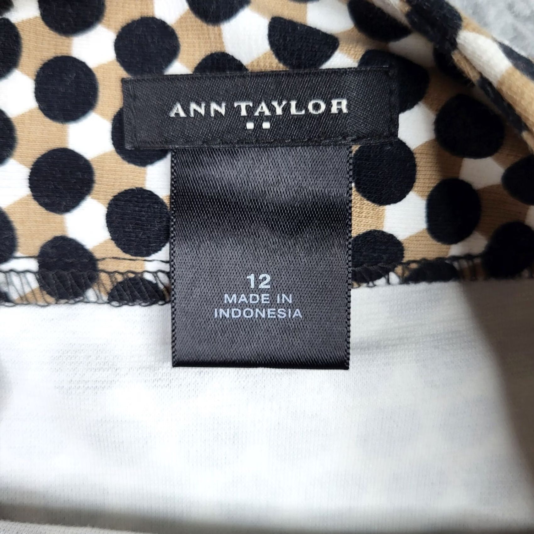 Ann Taylor Ann Taylor Womens black polka dot mini pencil skirt Size 12 - Excellent Condition Size 34" / US 12 / IT 48 - 7 Thumbnail