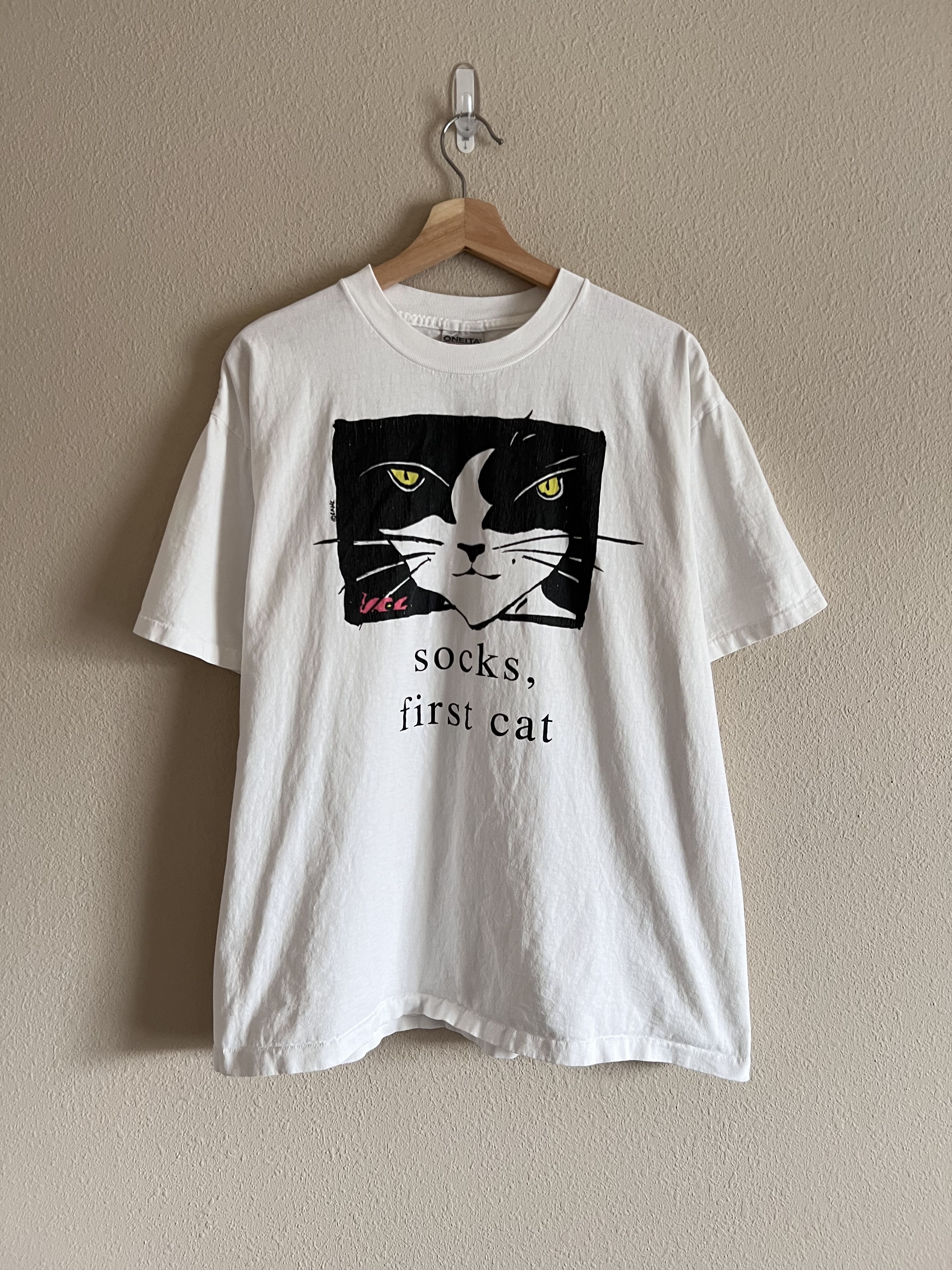 Vintage Vintage 90s Bill Clinton Socks First Cat Tee in White Size US XL / EU 56 / 4 - 1 Thumbnail