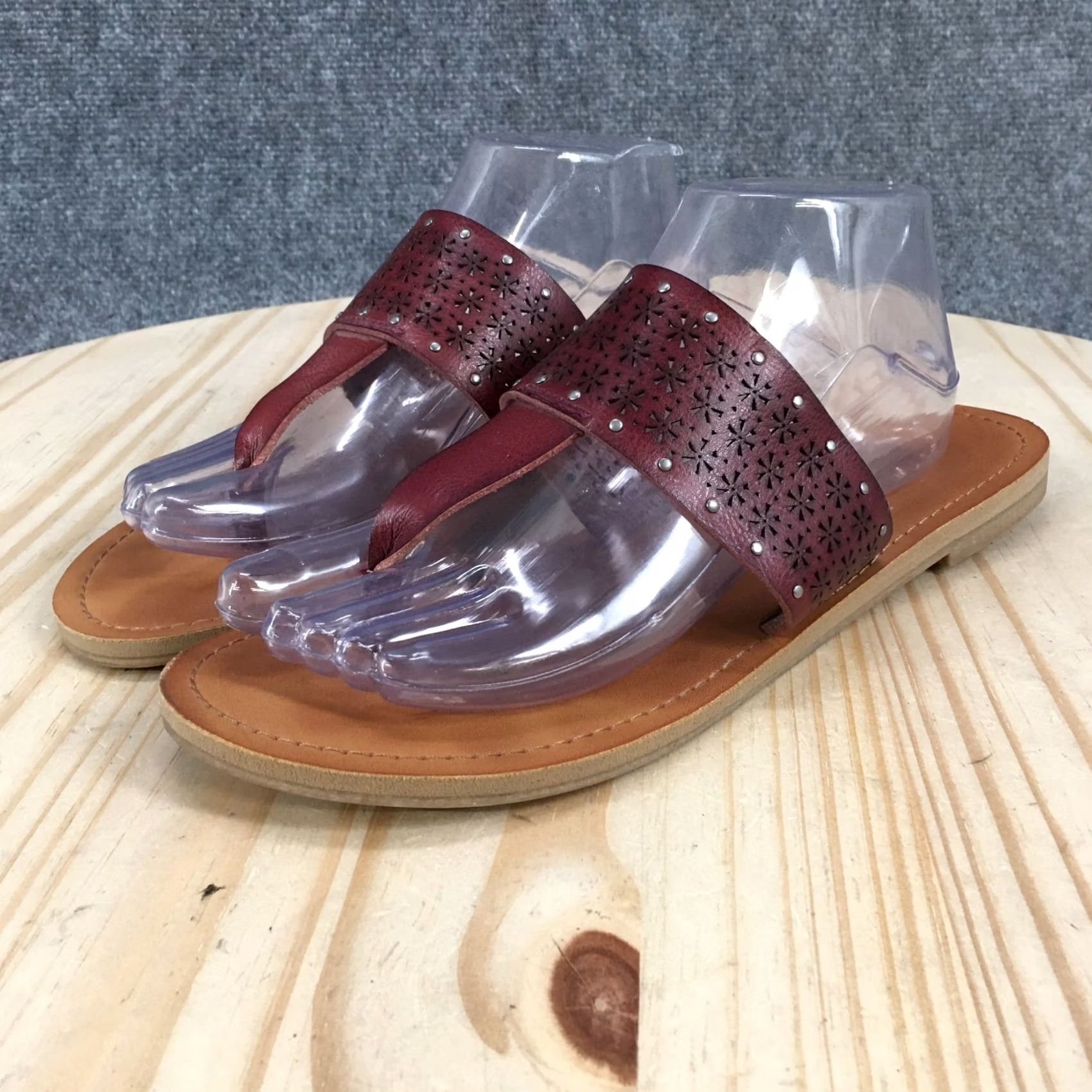 Vintage Maurices Pryia Sandals Womens 10 M Casual Slip On Thong Flats Brown Faux Leather Size US 10 / IT 40 - 3 Thumbnail