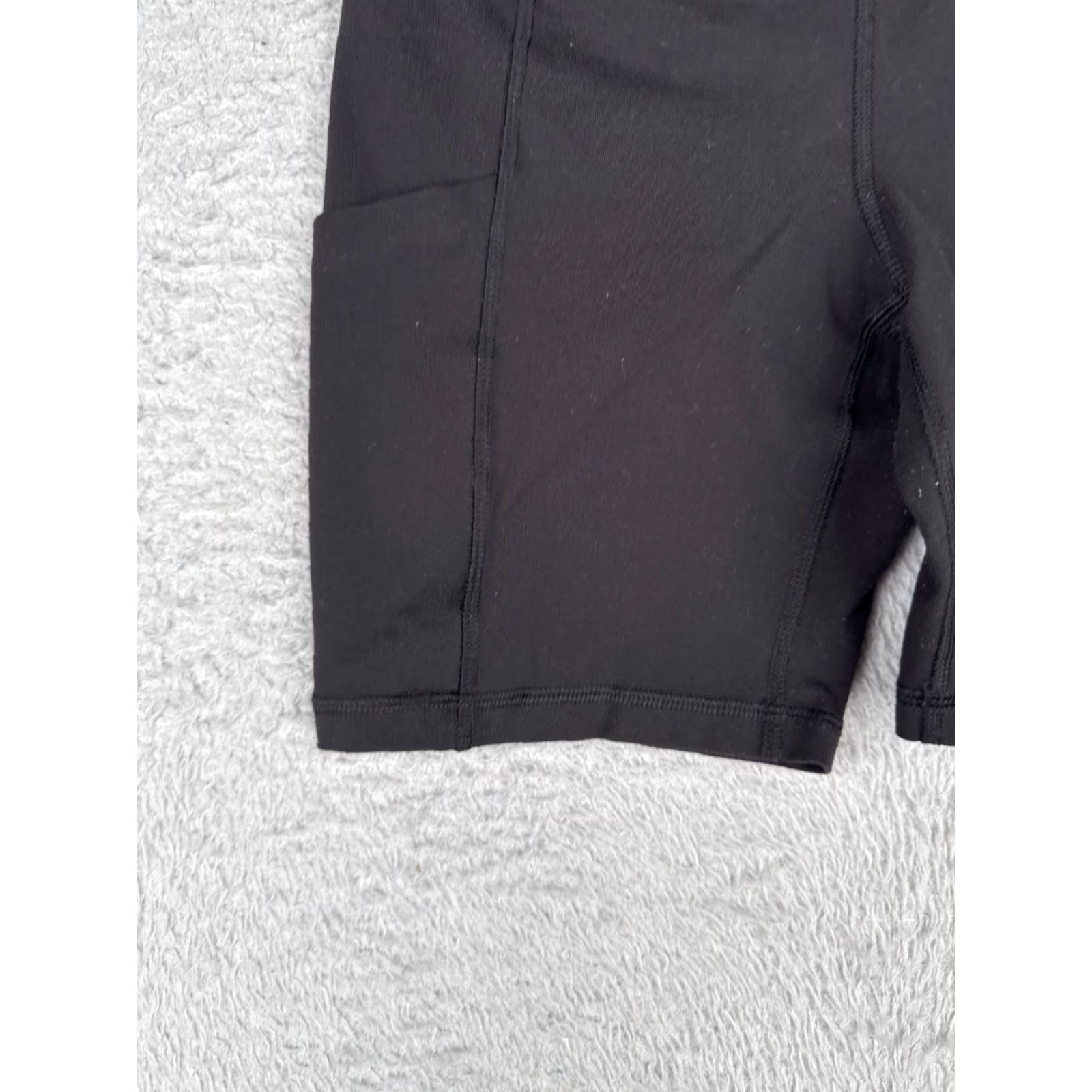 The North Face The North Face Womens Shorts Small Black Nylon Blend Flashdry Activewear Gym Pockets Size 28" / US 6 / IT 42 - 3 Thumbnail