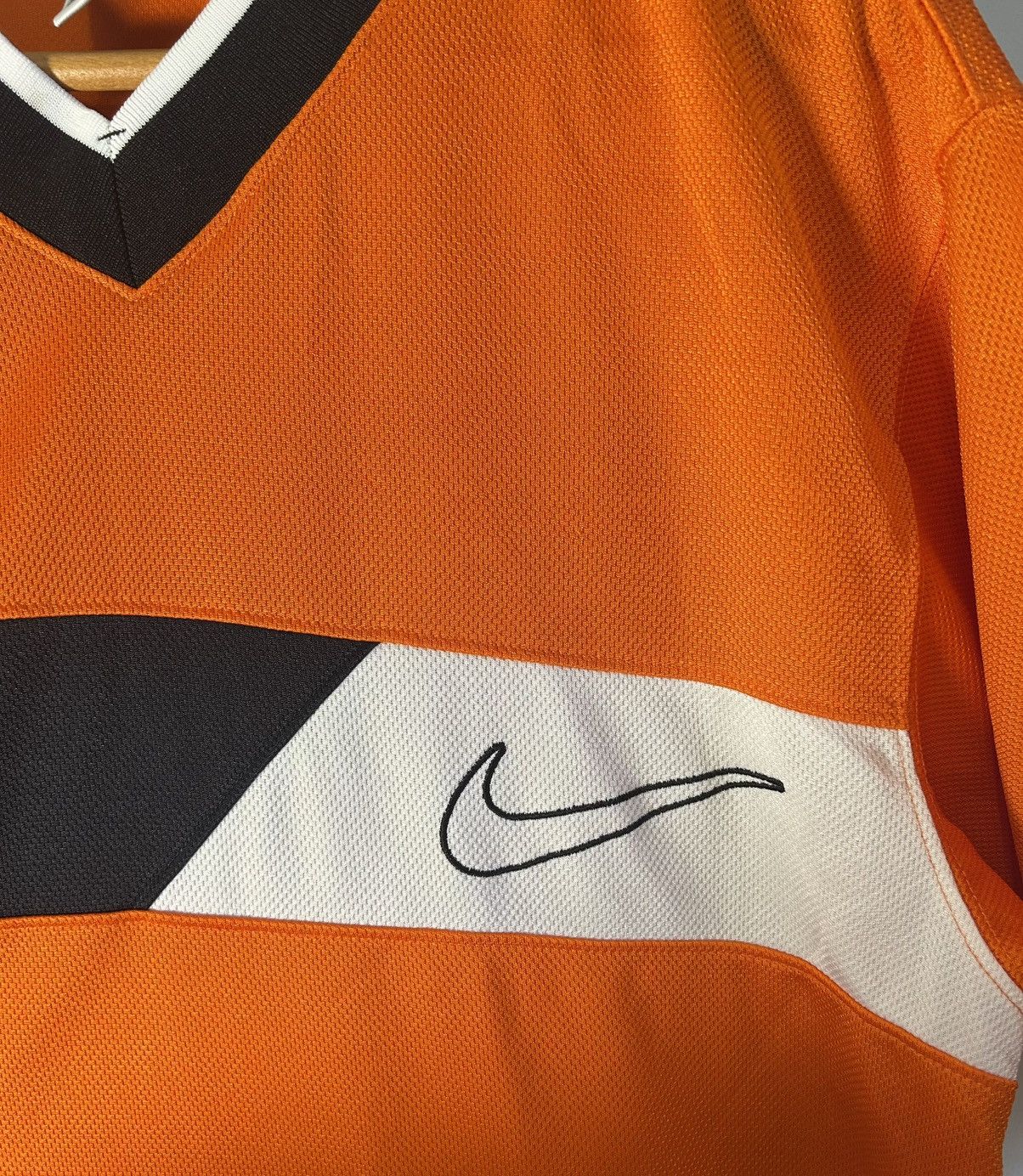 Nike Vintage Nike Shirt Orange Black Swoosh Athletic USA 90s Size US M / EU 48-50 / 2 - 5 Thumbnail