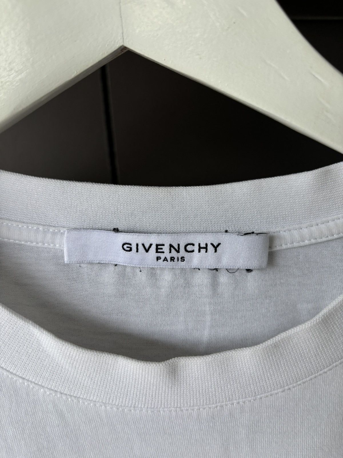 Givenchy Givenchy Distressed Logo Tee White Size US M / EU 48-50 / 2 - 4 Thumbnail
