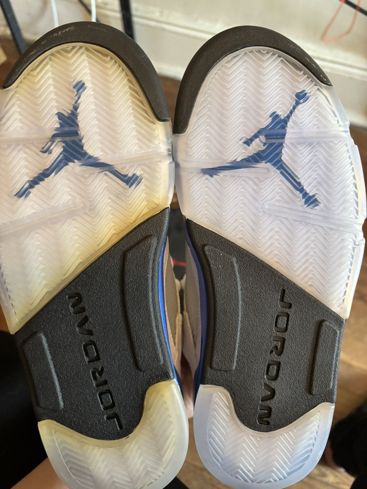 Nike Jordan Retro 5 Laneys Size US 7.5 / EU 40-41 - 7 Thumbnail