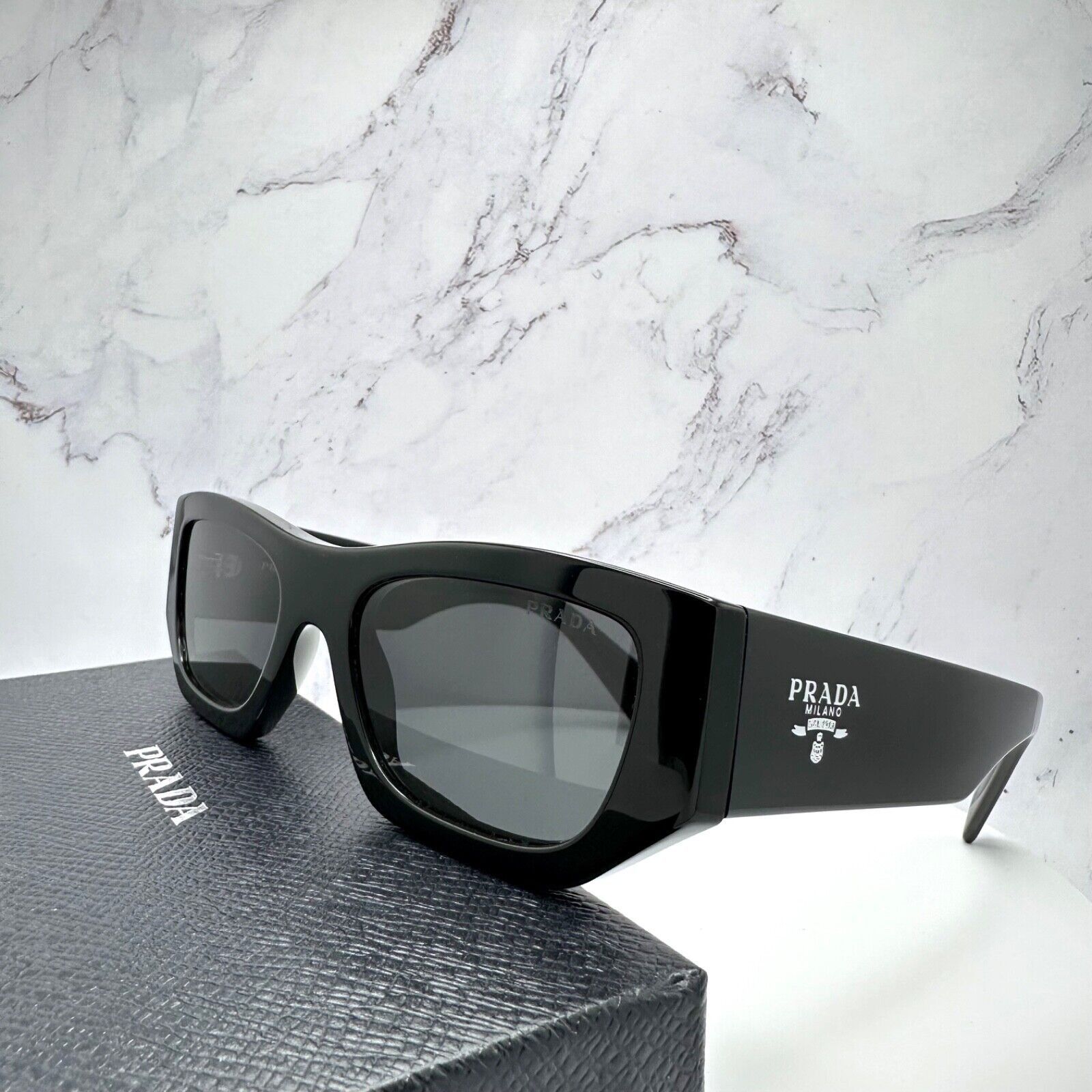 Prada PRADA Sunglasses Black Square PRADA MILANO Silver Logo Size ONE SIZE - 18 Thumbnail