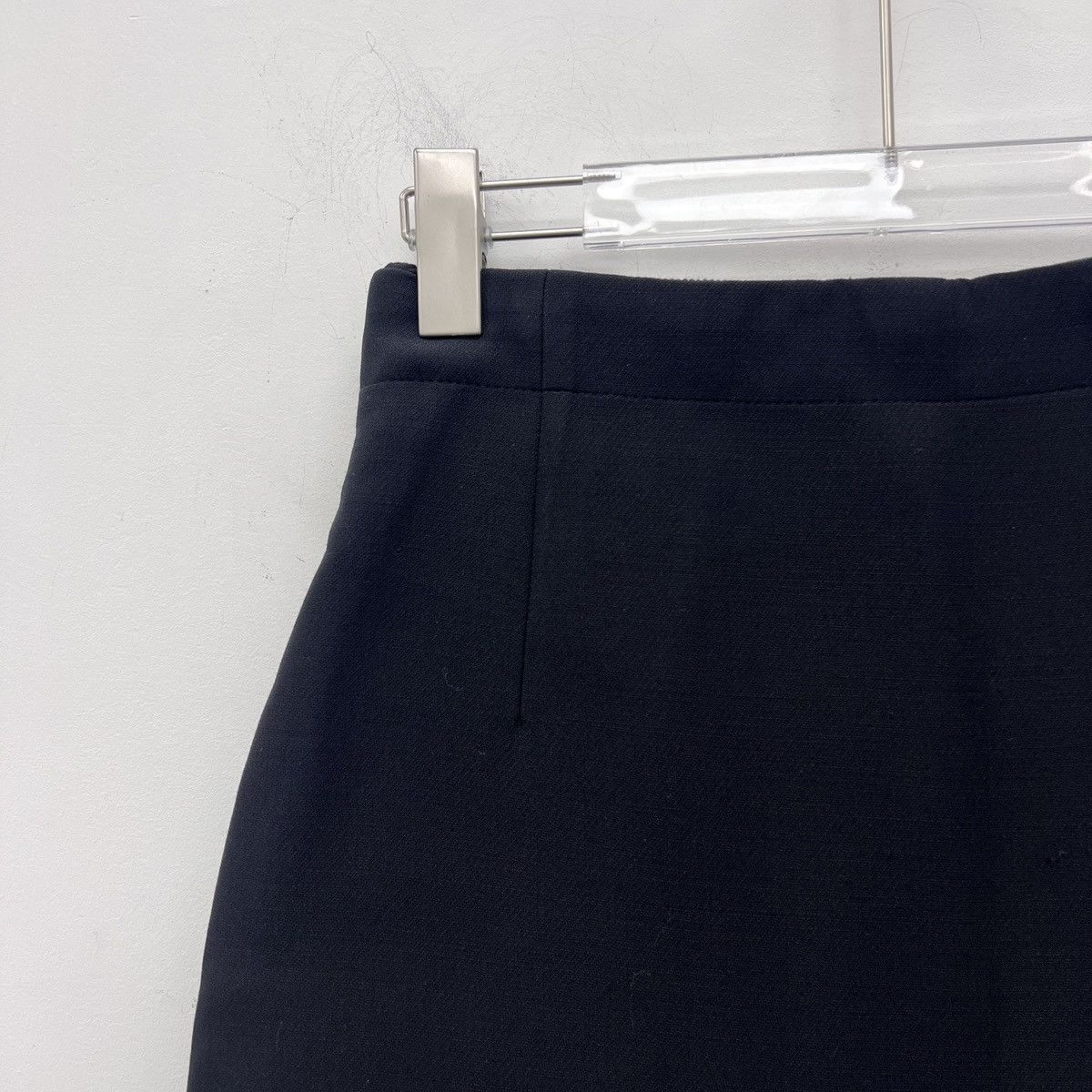 Dior Dior Black Wool Wrap Skort with CD Buckle K26WX Size 25" / US 0 / IT 36 - 3 Thumbnail