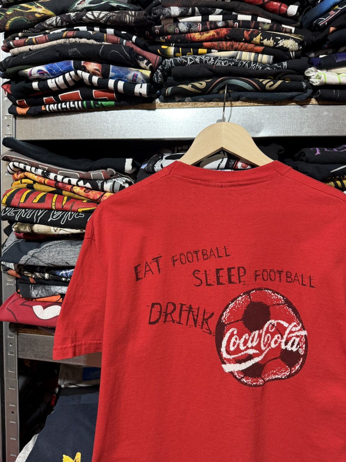 Vintage Vintage 90’s Coca Cola Soccer Football Sport Retro T-Shirt Size US L / EU 52-54 / 3 - 4 Thumbnail