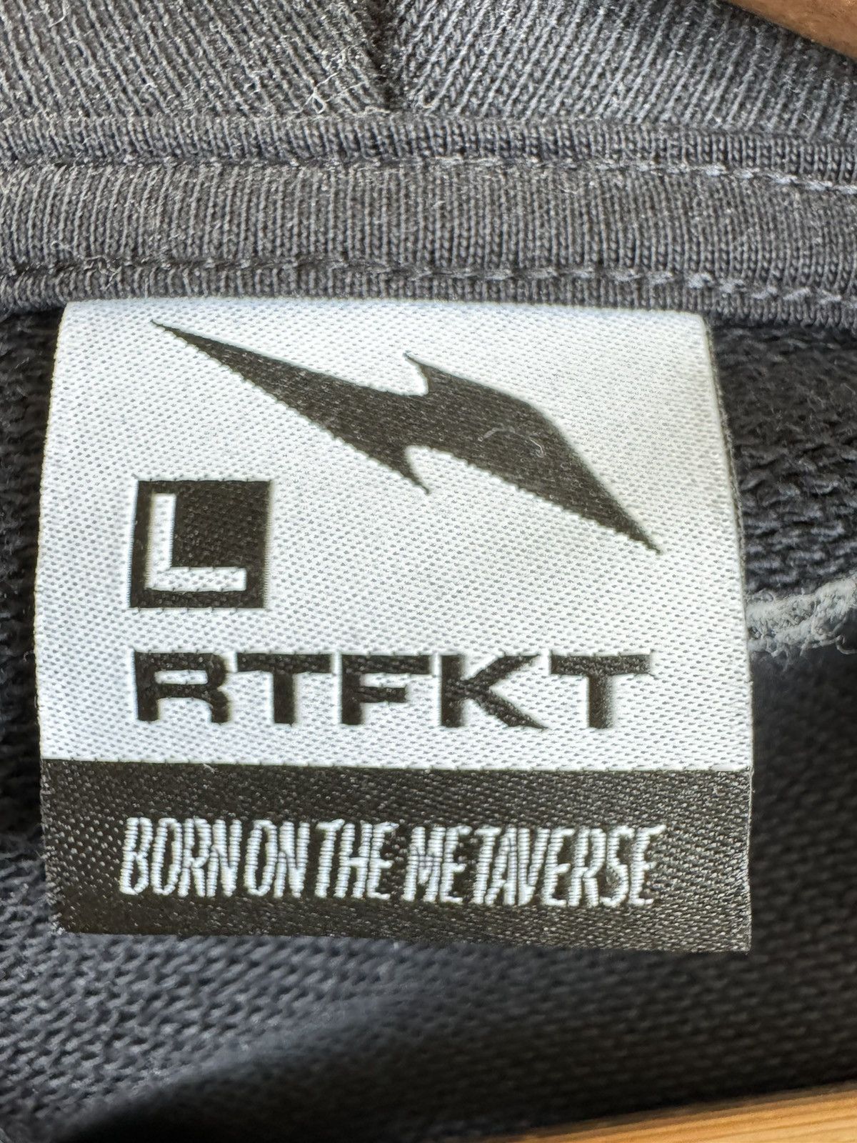 Nike RTFKT x Nike AR Hoodie - Limited Edition Size US L / EU 52-54 / 3 - 8 Thumbnail