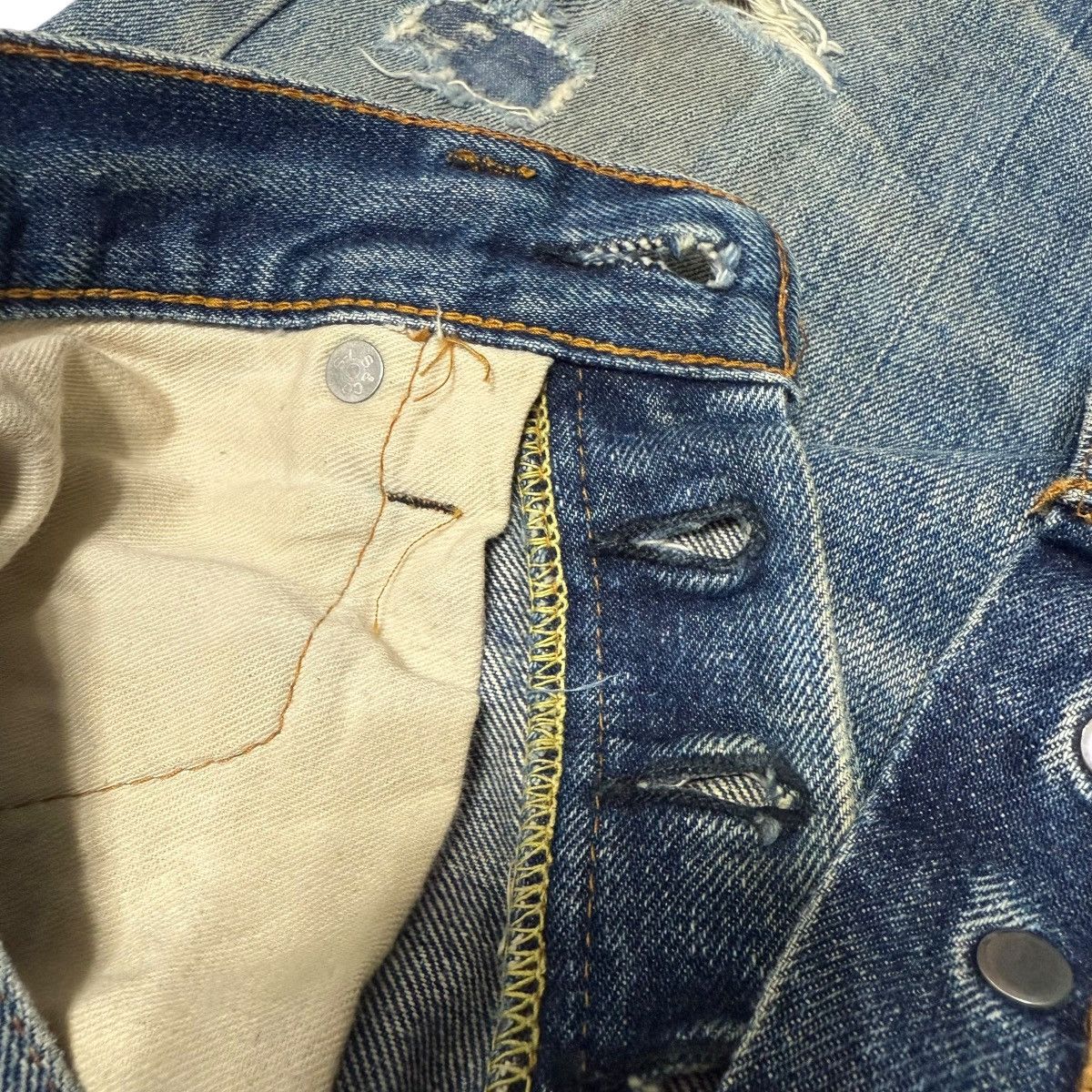 Levi's Vintage 60s Levis 501 Rindem Selvedge Button 6 Jeans Size US 30 / EU 46 - 9 Thumbnail