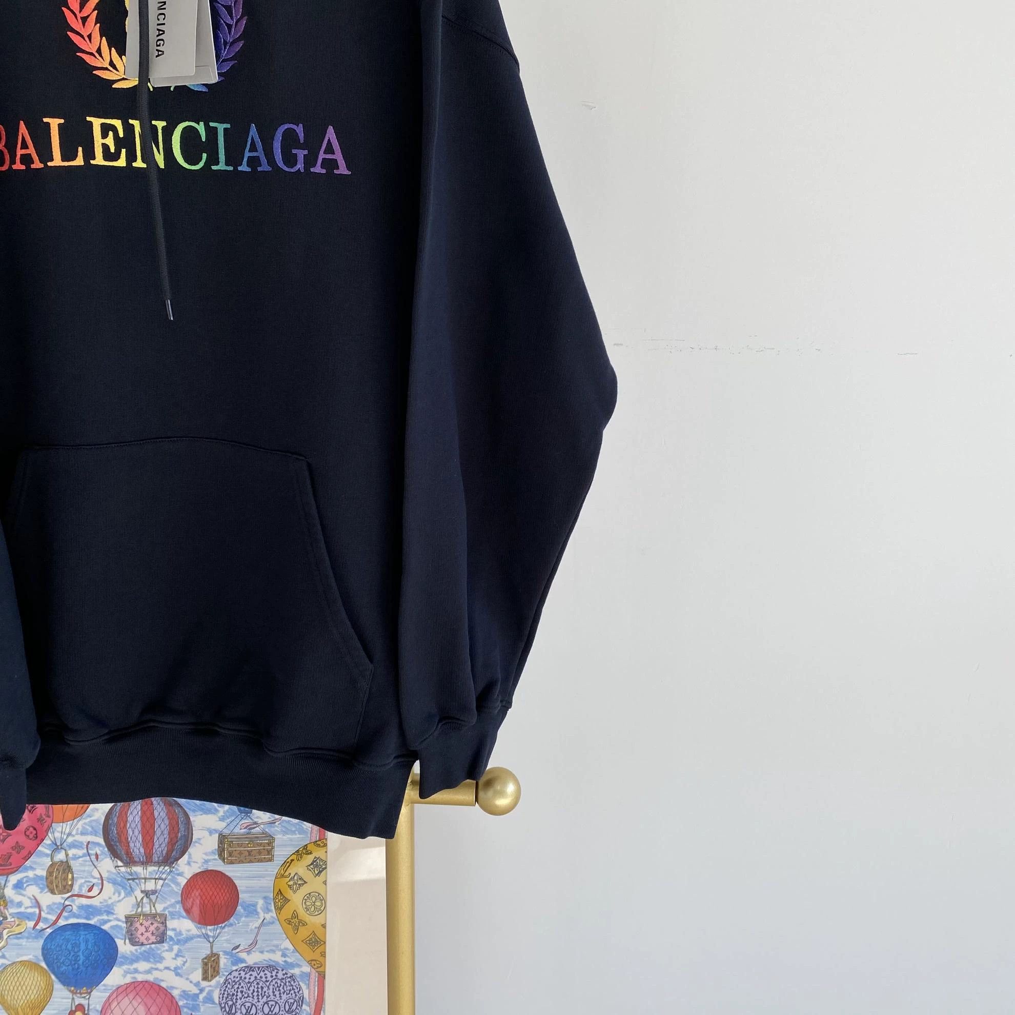Balenciaga Balenciaga Black Letter Logo Hoodie XS NWT Size US XS / EU 42 / 0 - 4 Thumbnail